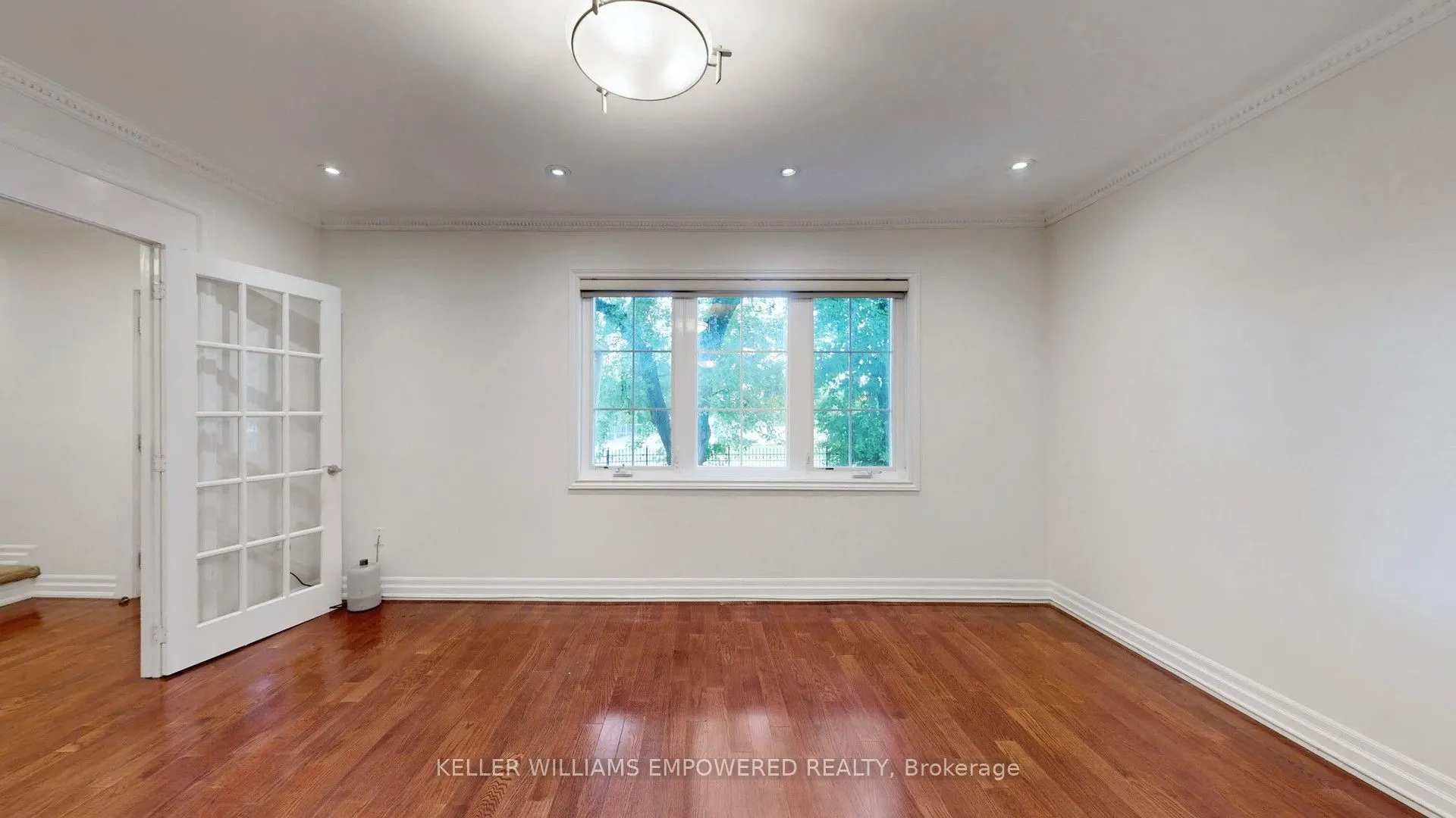 98 Glen Cameron Road