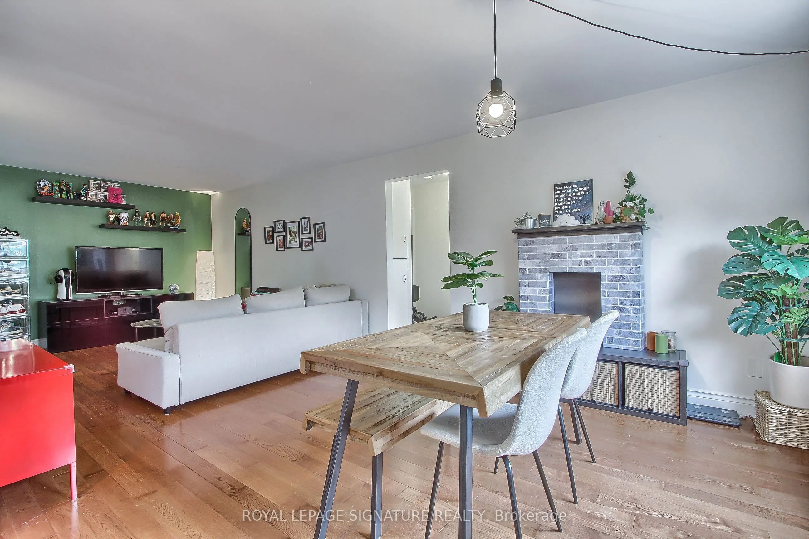 136 Scanlon Avenue #12