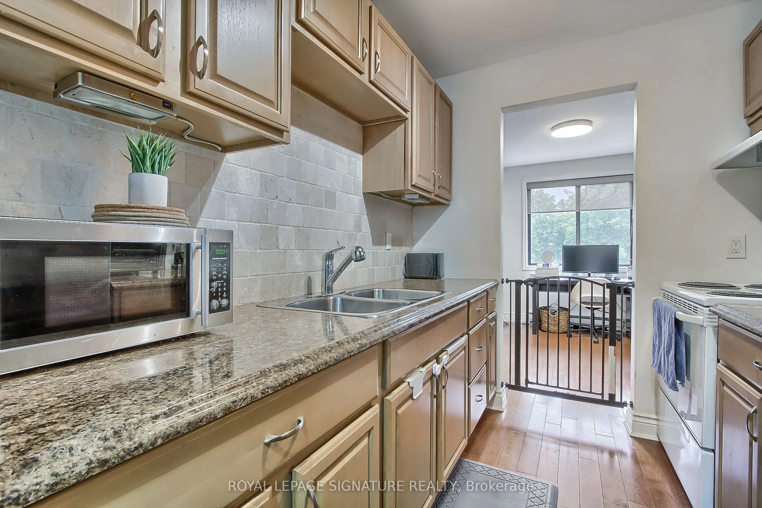 136 Scanlon Avenue #12