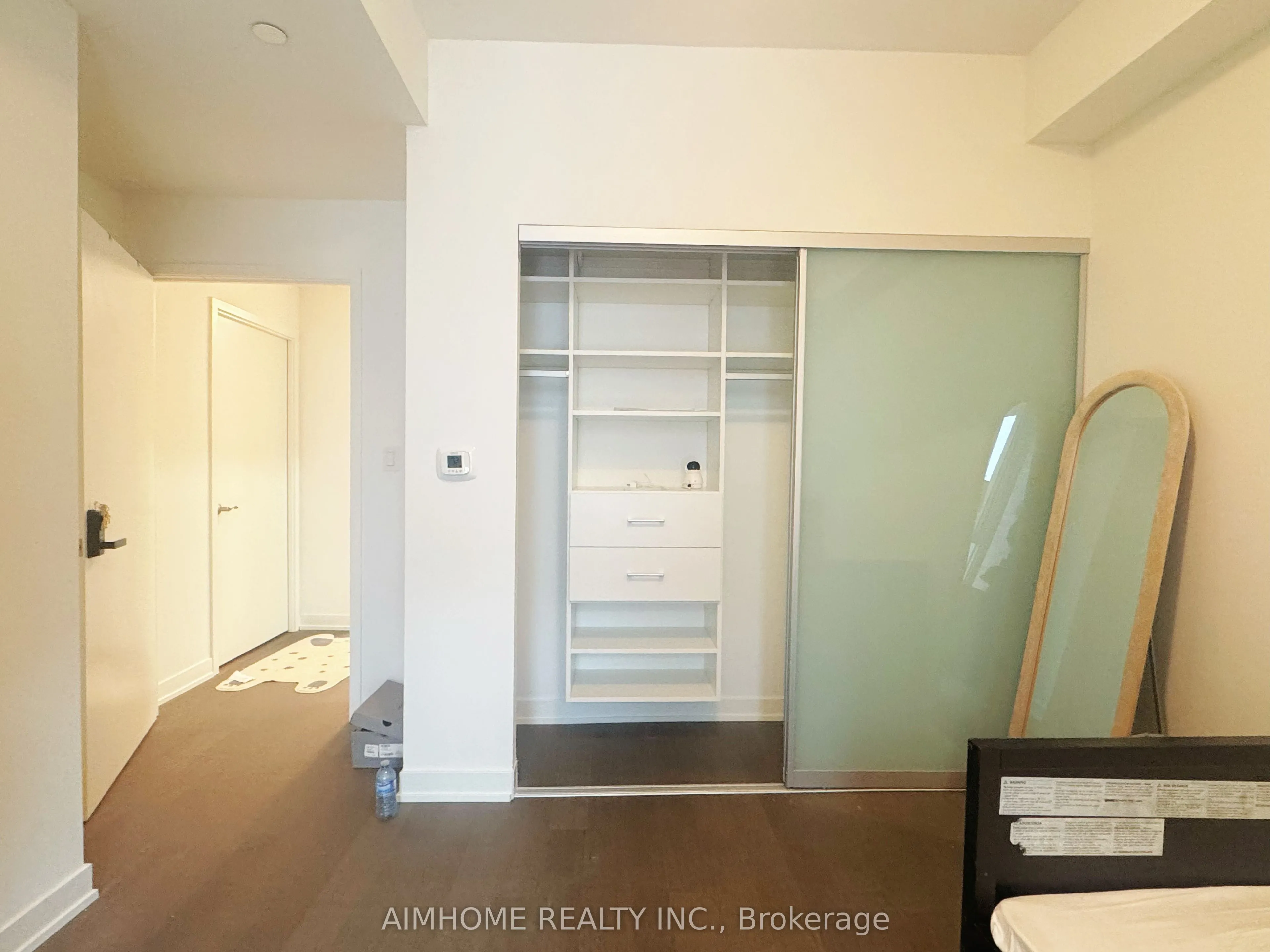 38 Simcoe Promenade #902
