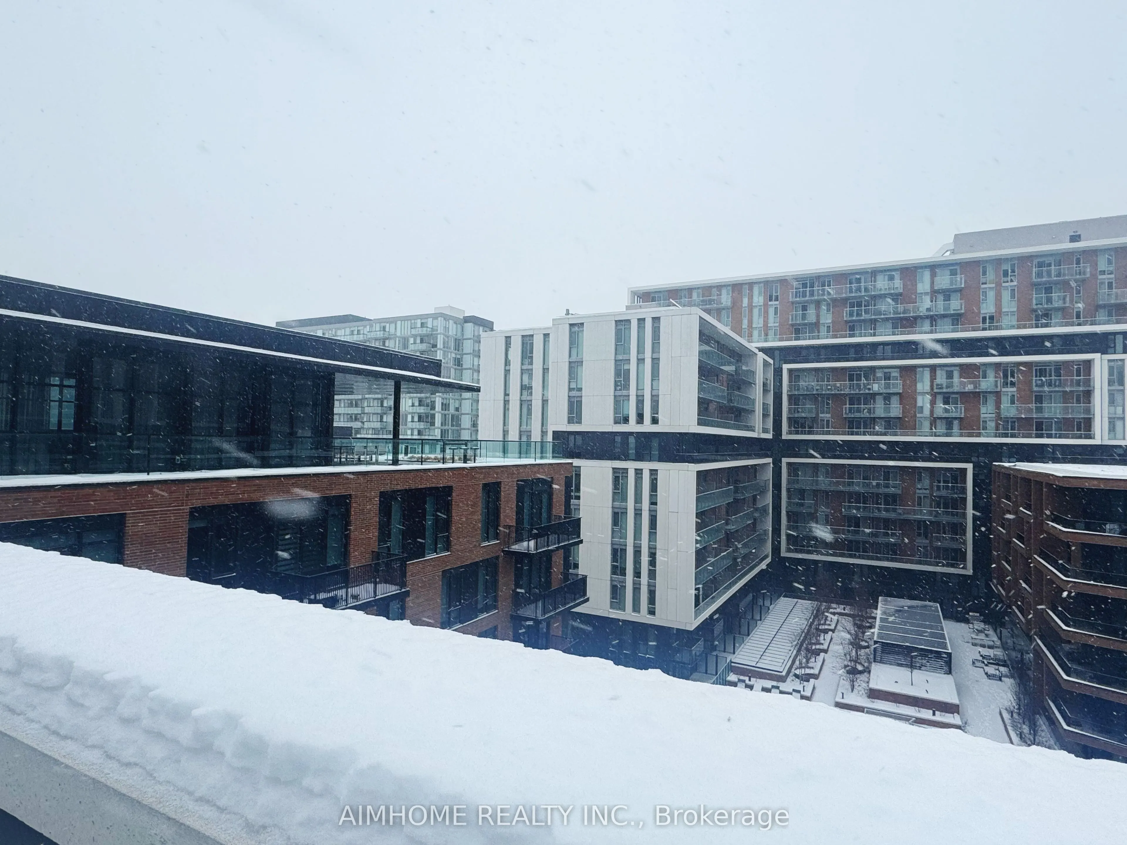 38 Simcoe Promenade #902