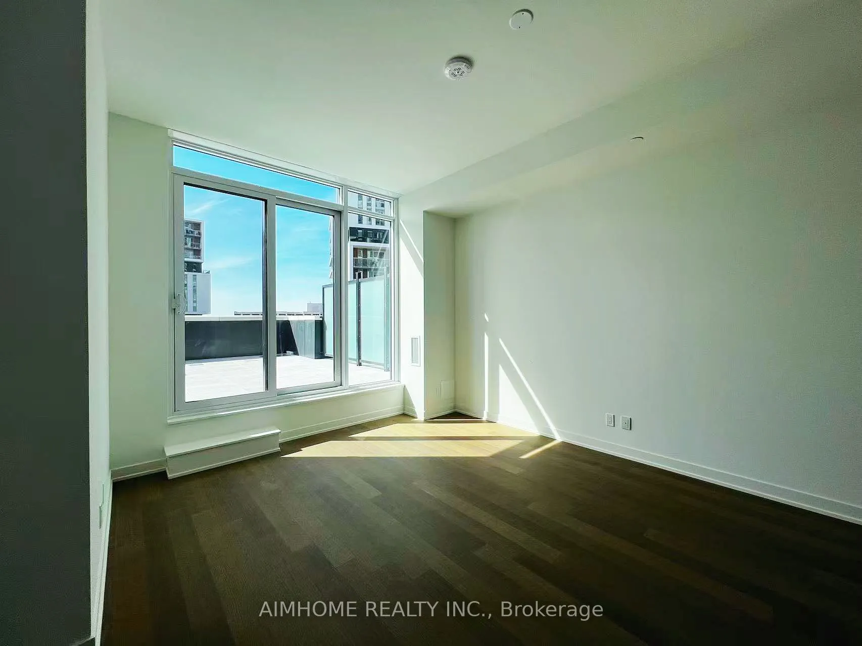 38 Simcoe Promenade #902