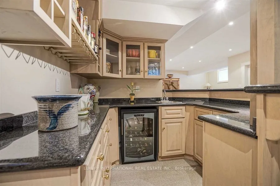 9 Bayview Forest Lane