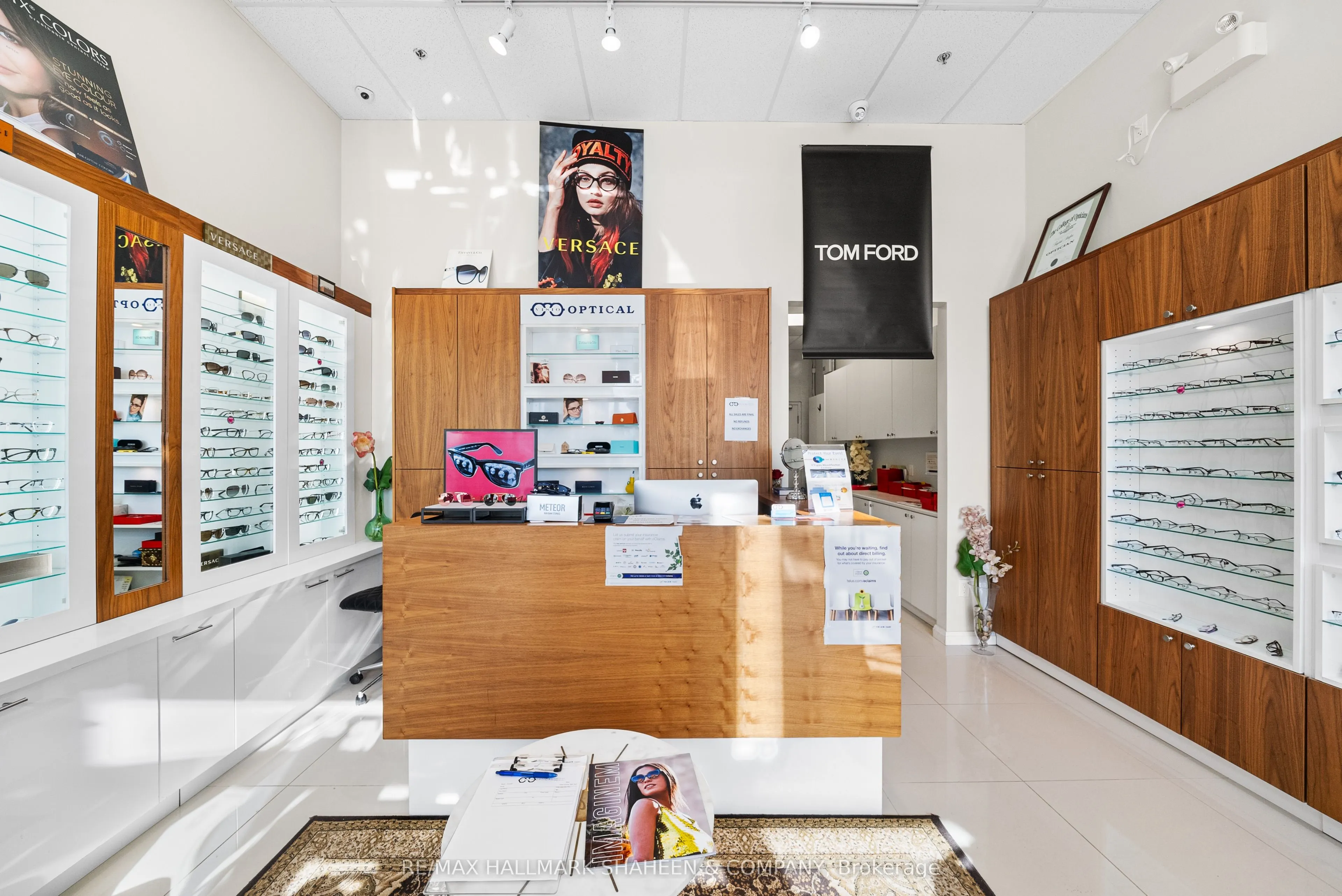 9610 Yonge Street #B10