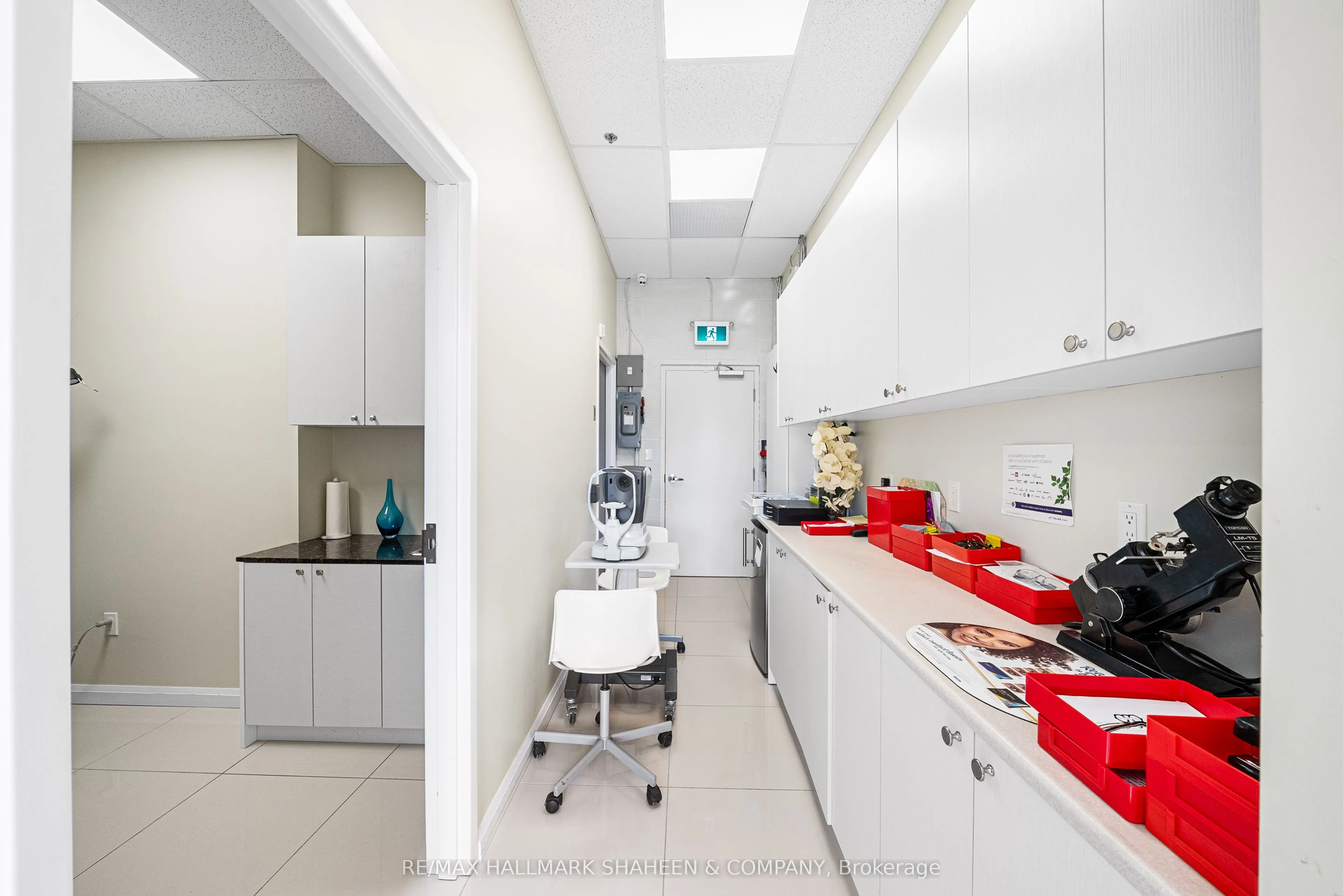 9610 Yonge Street #B10