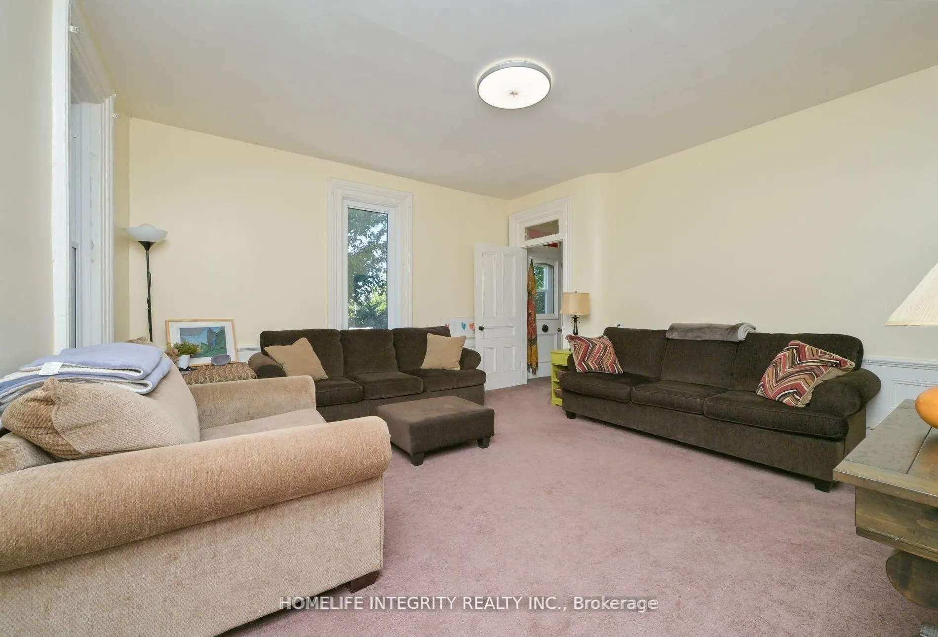 995305 Mono Adjala Townline
