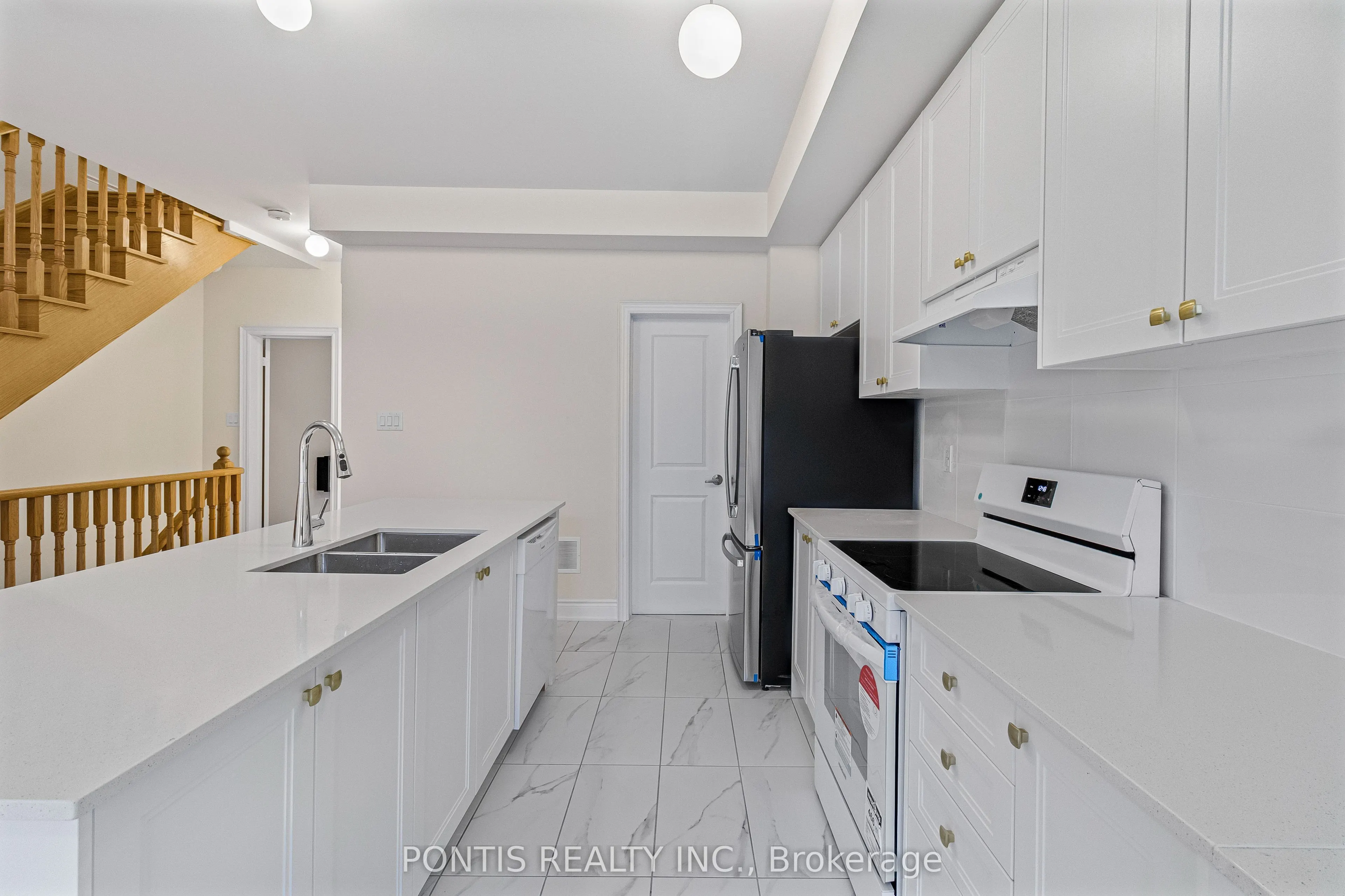 221 Tennant Circle
