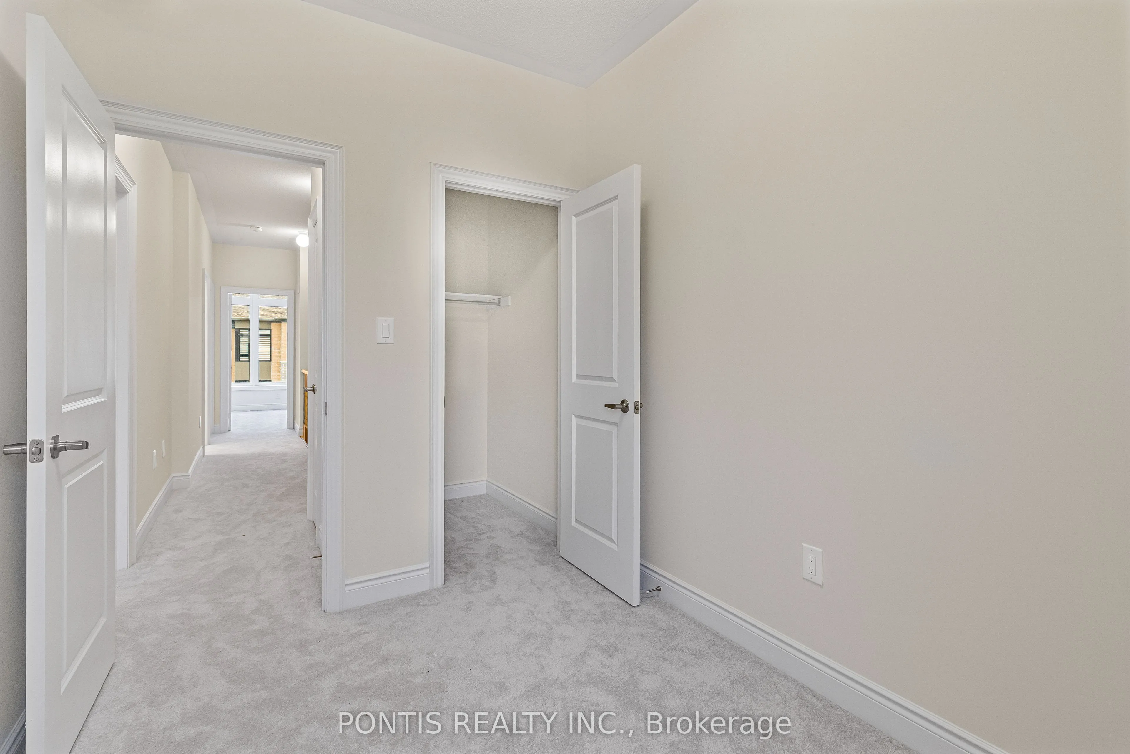 221 Tennant Circle