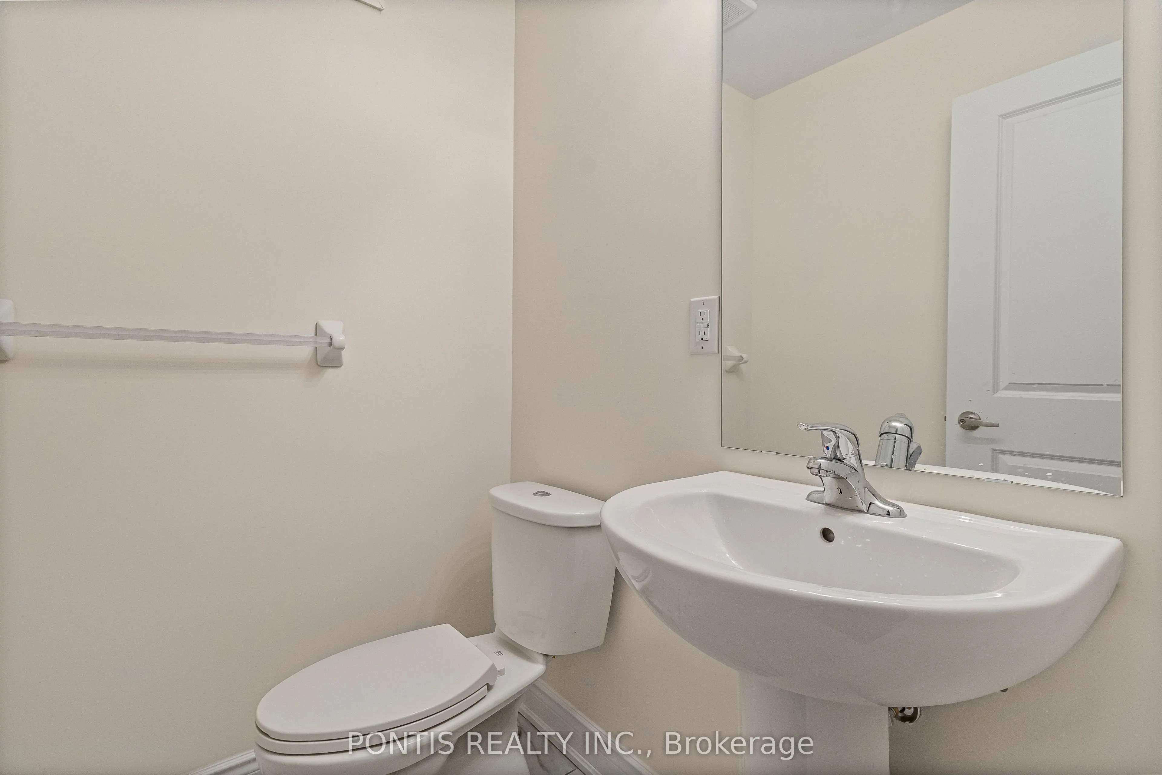 221 Tennant Circle