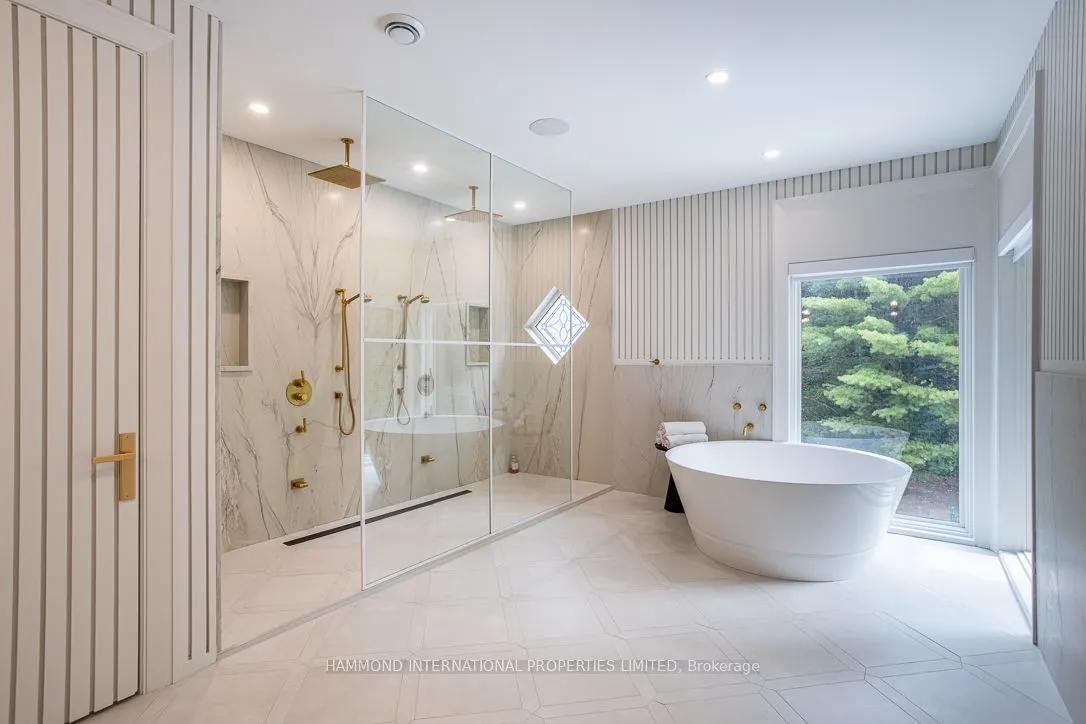 35 Kingswood Drive