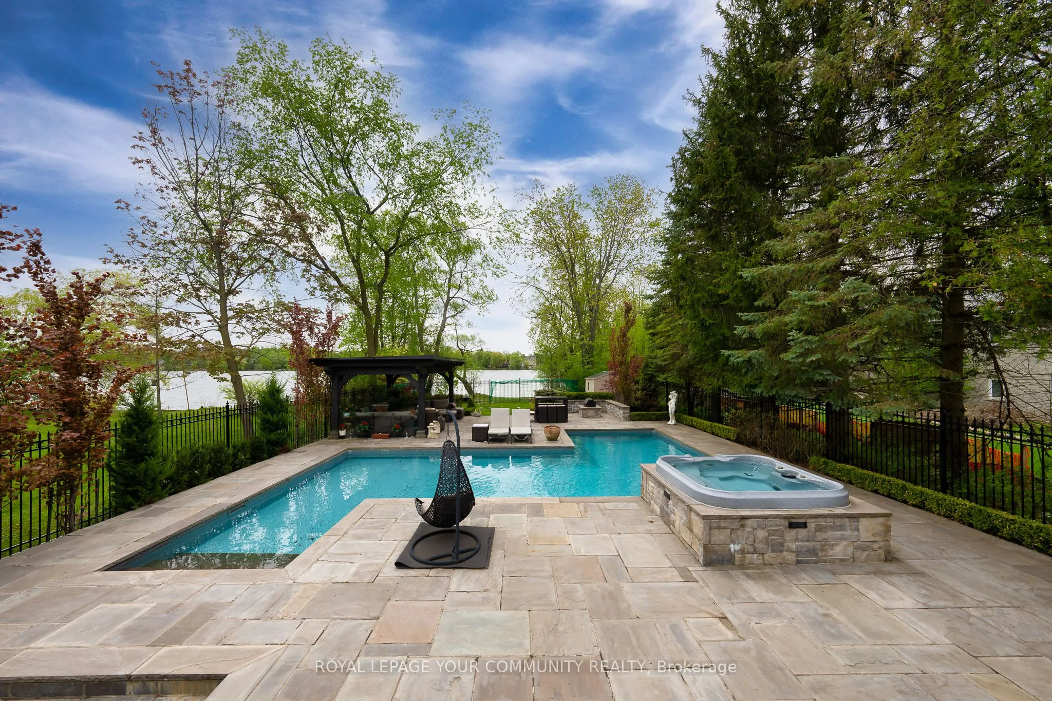 173 Lakeland Crescent