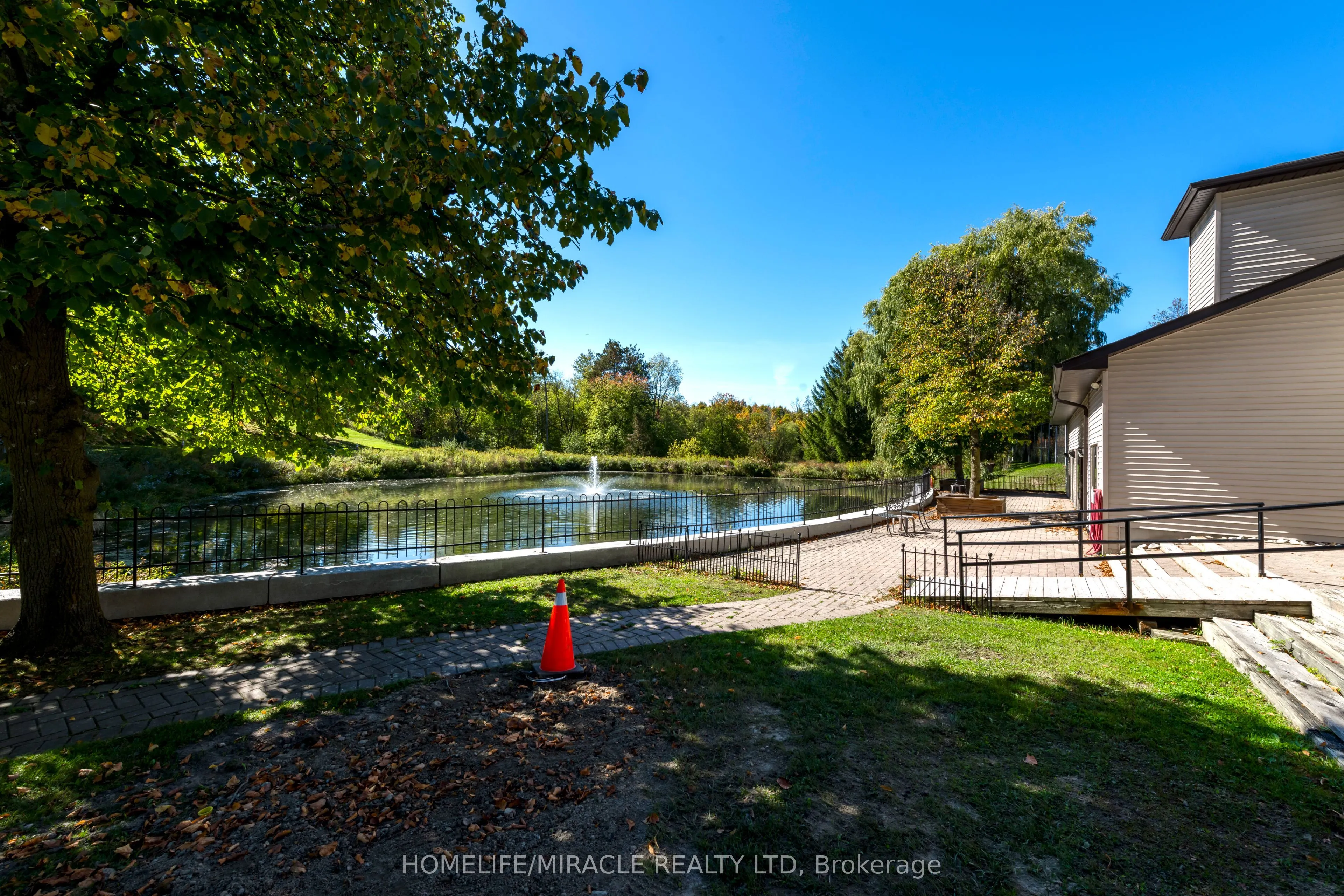 1 Tecumseth Pines Drive