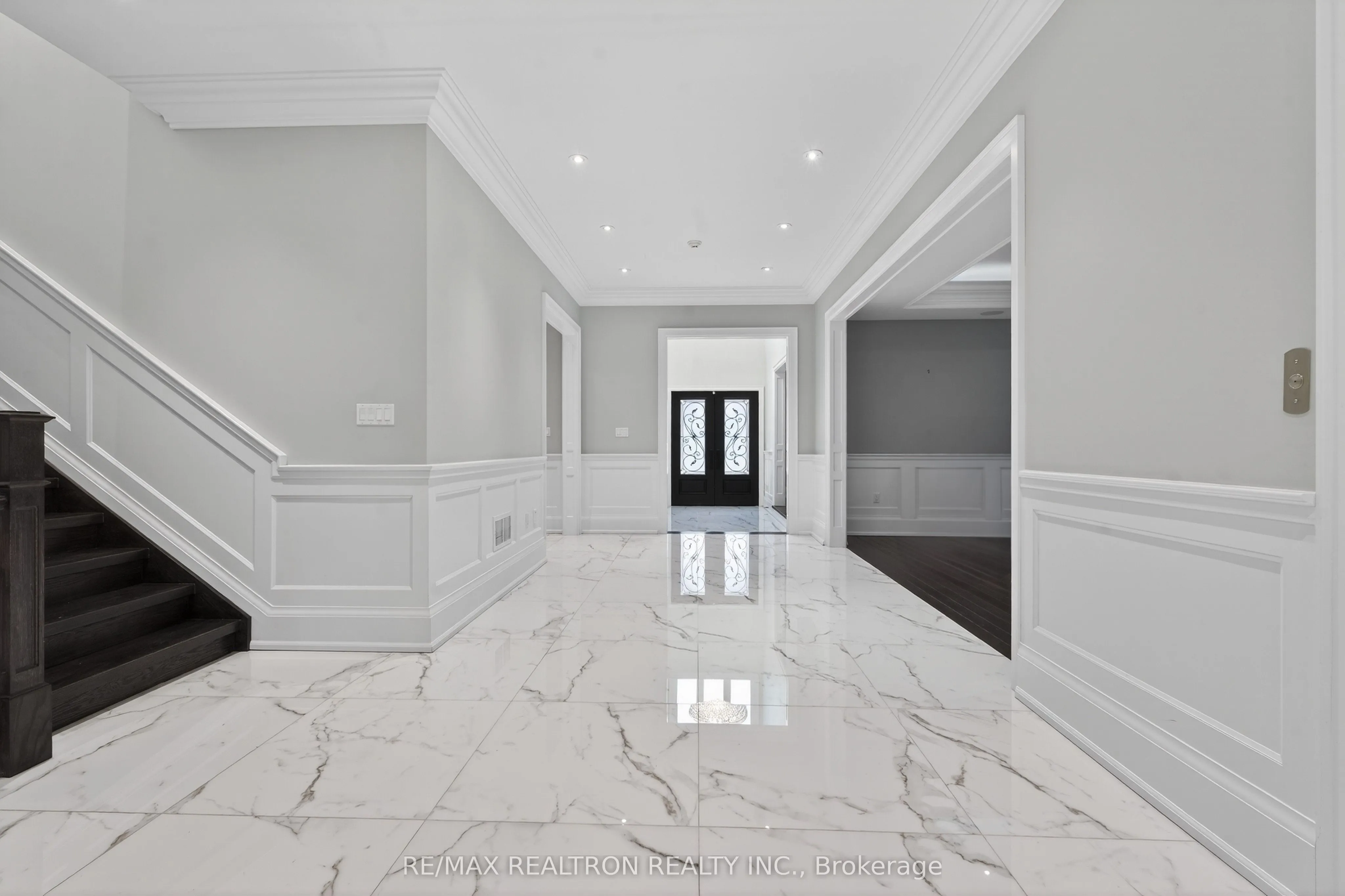 74 Yongehurst Road