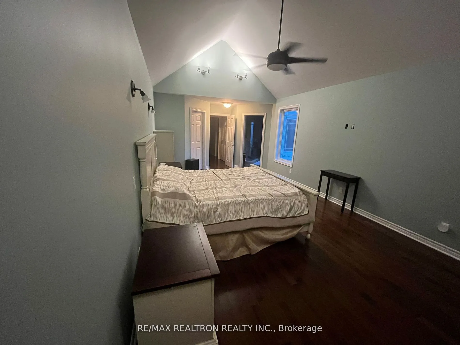 6 Joanna Crescent