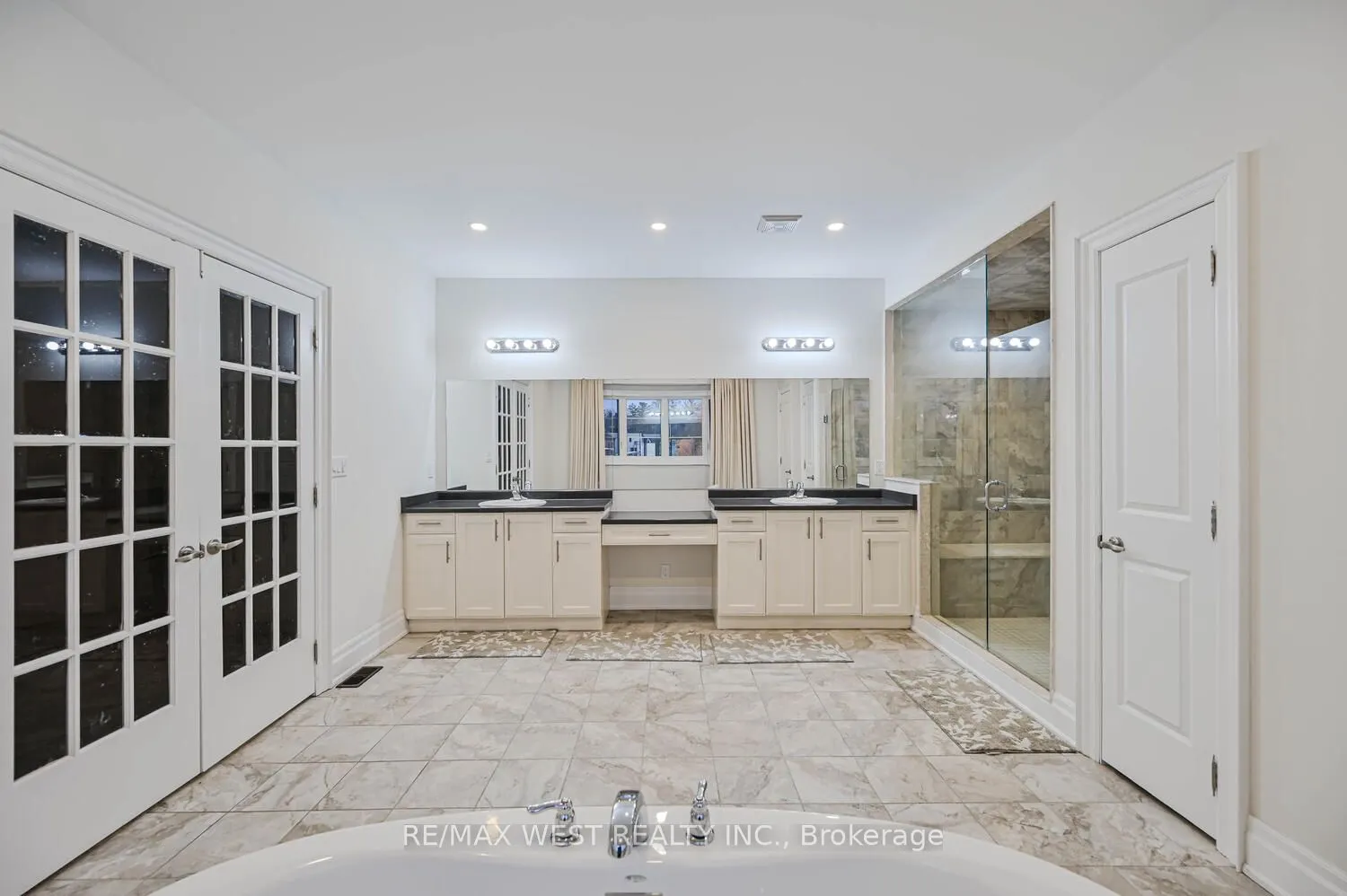 293 Torrey Pines Road
