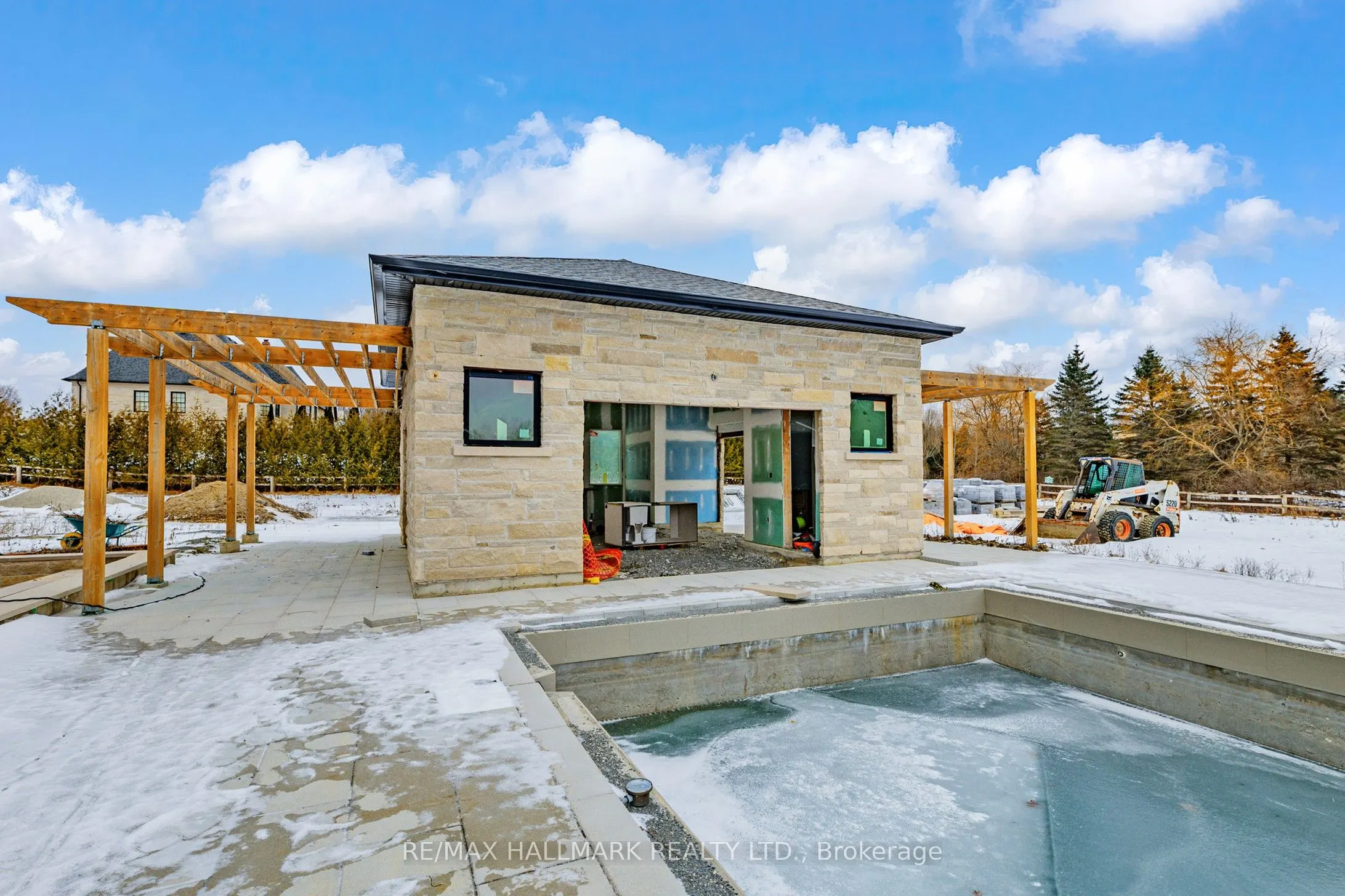 15 Eden Vale Drive
