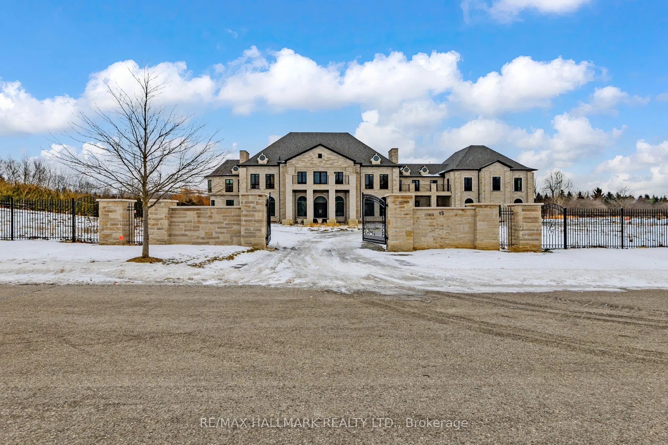 15 Eden Vale Drive