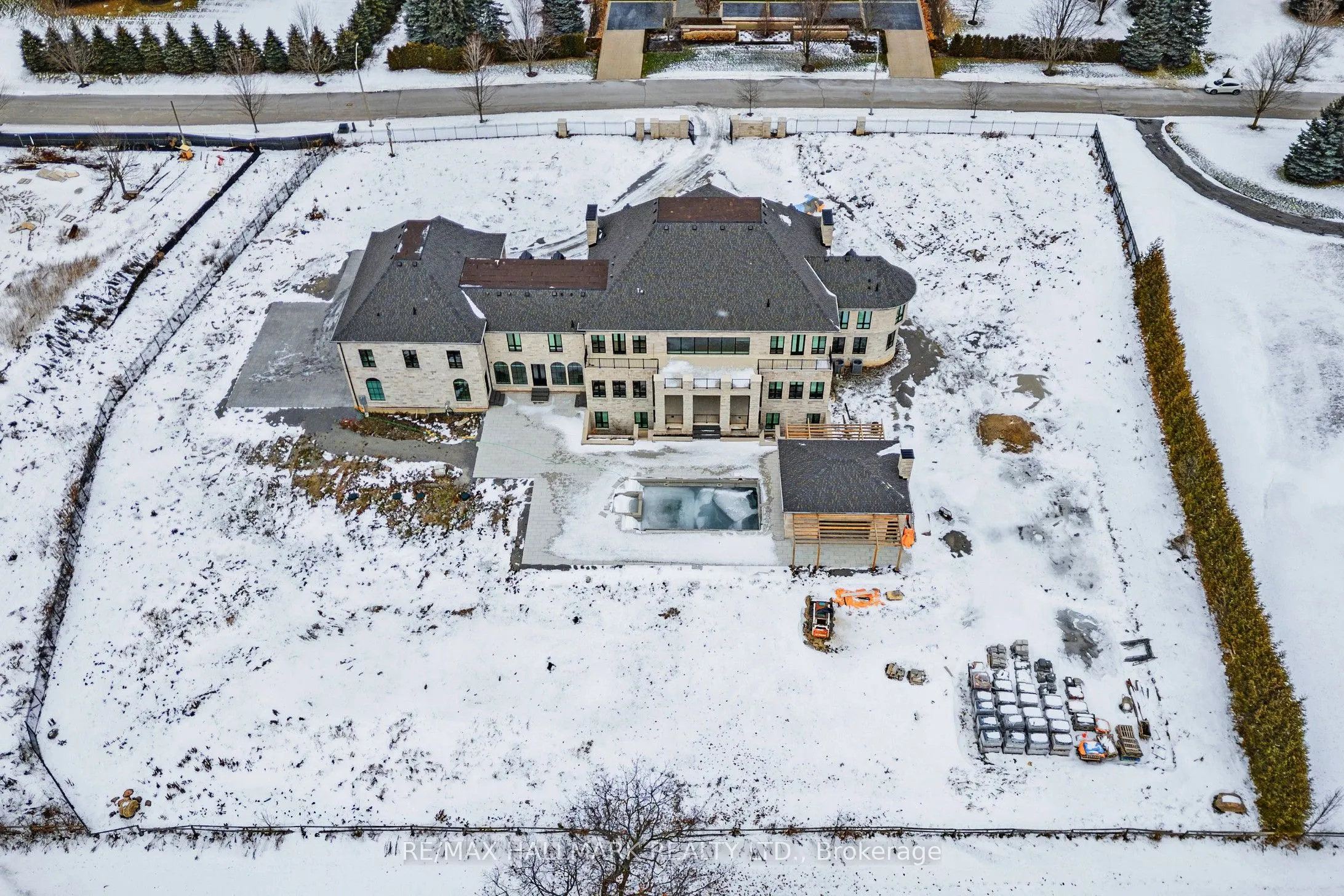 15 Eden Vale Drive
