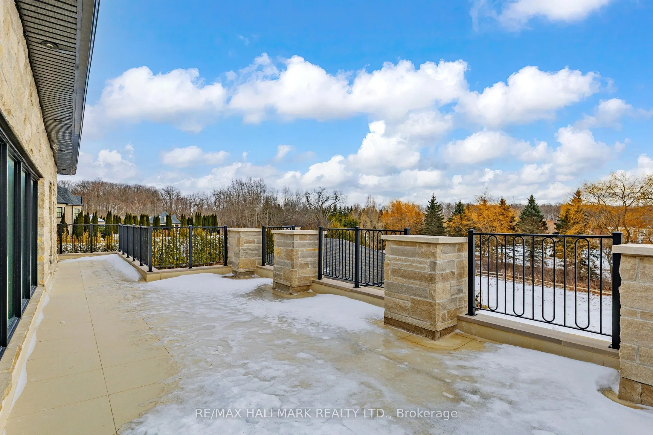 15 Eden Vale Drive