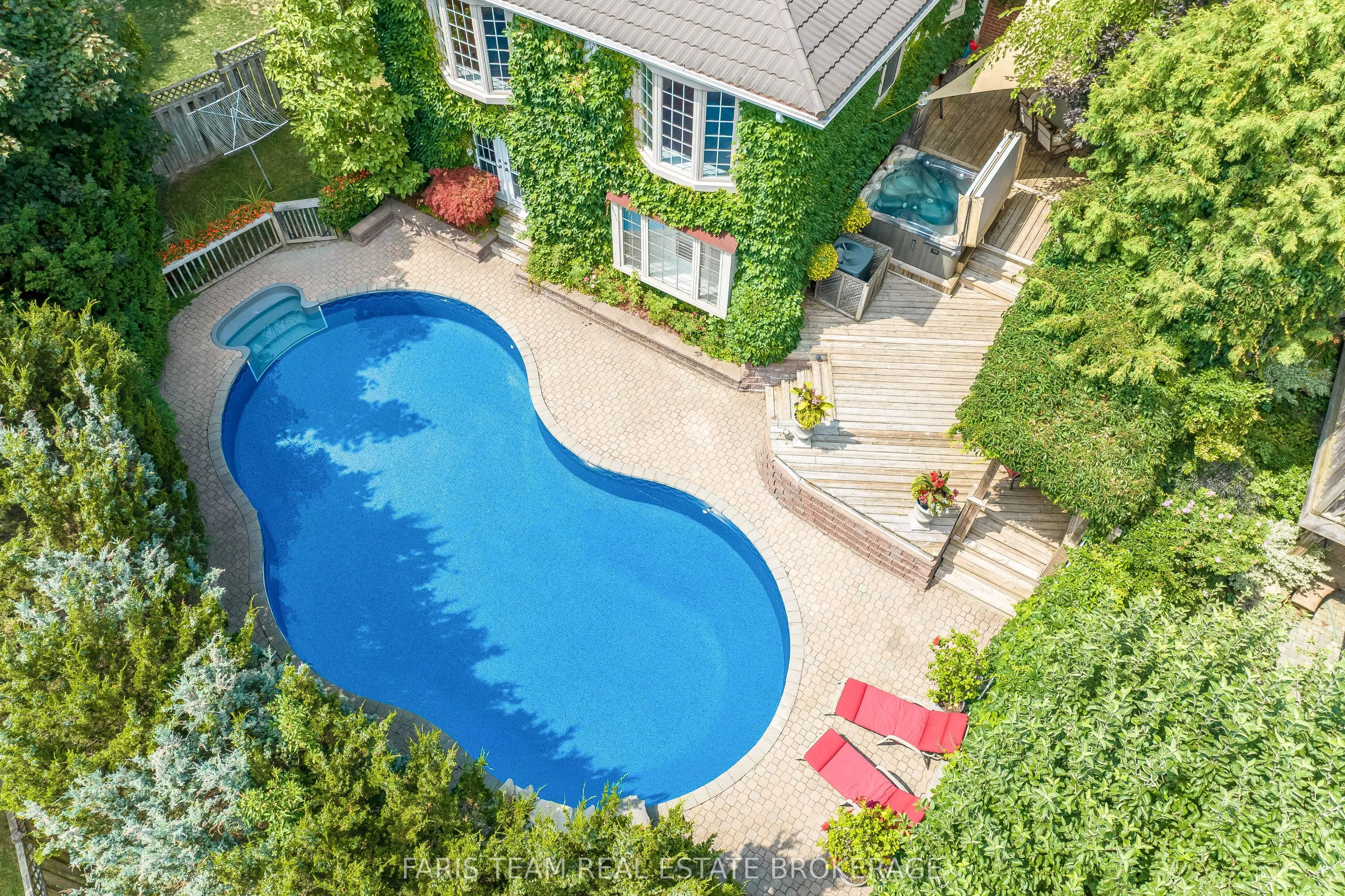 82 Derby Court