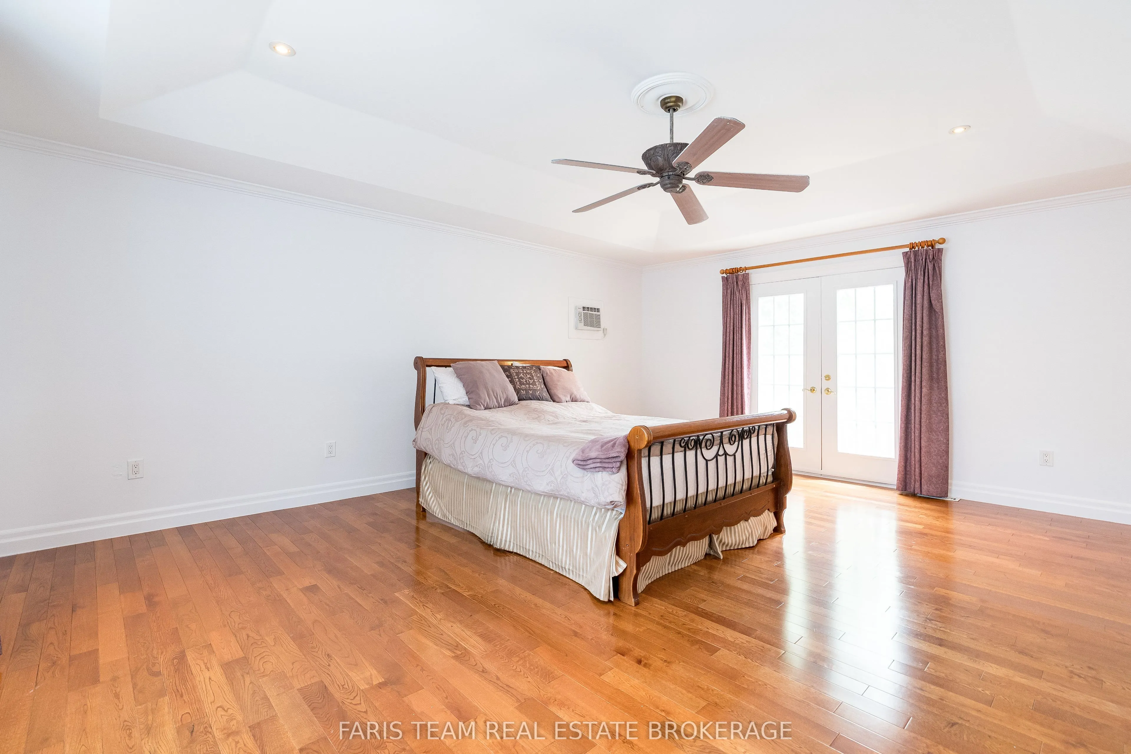 82 Derby Court
