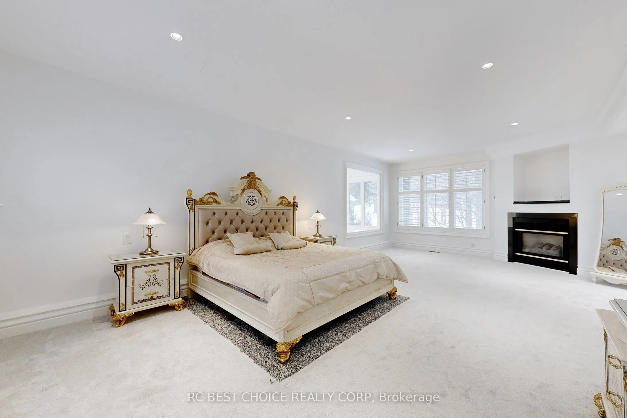 76 Silver Fox Place