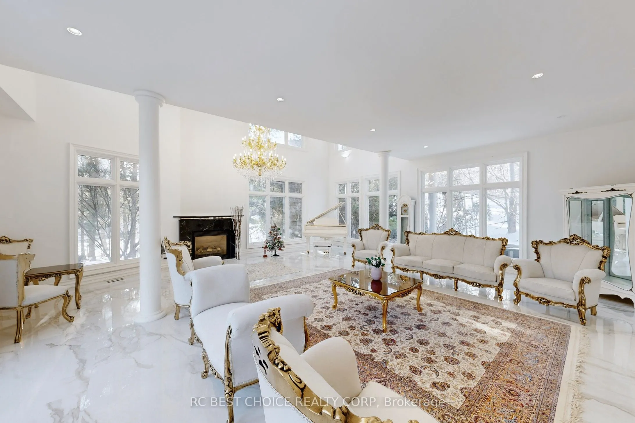 76 Silver Fox Place