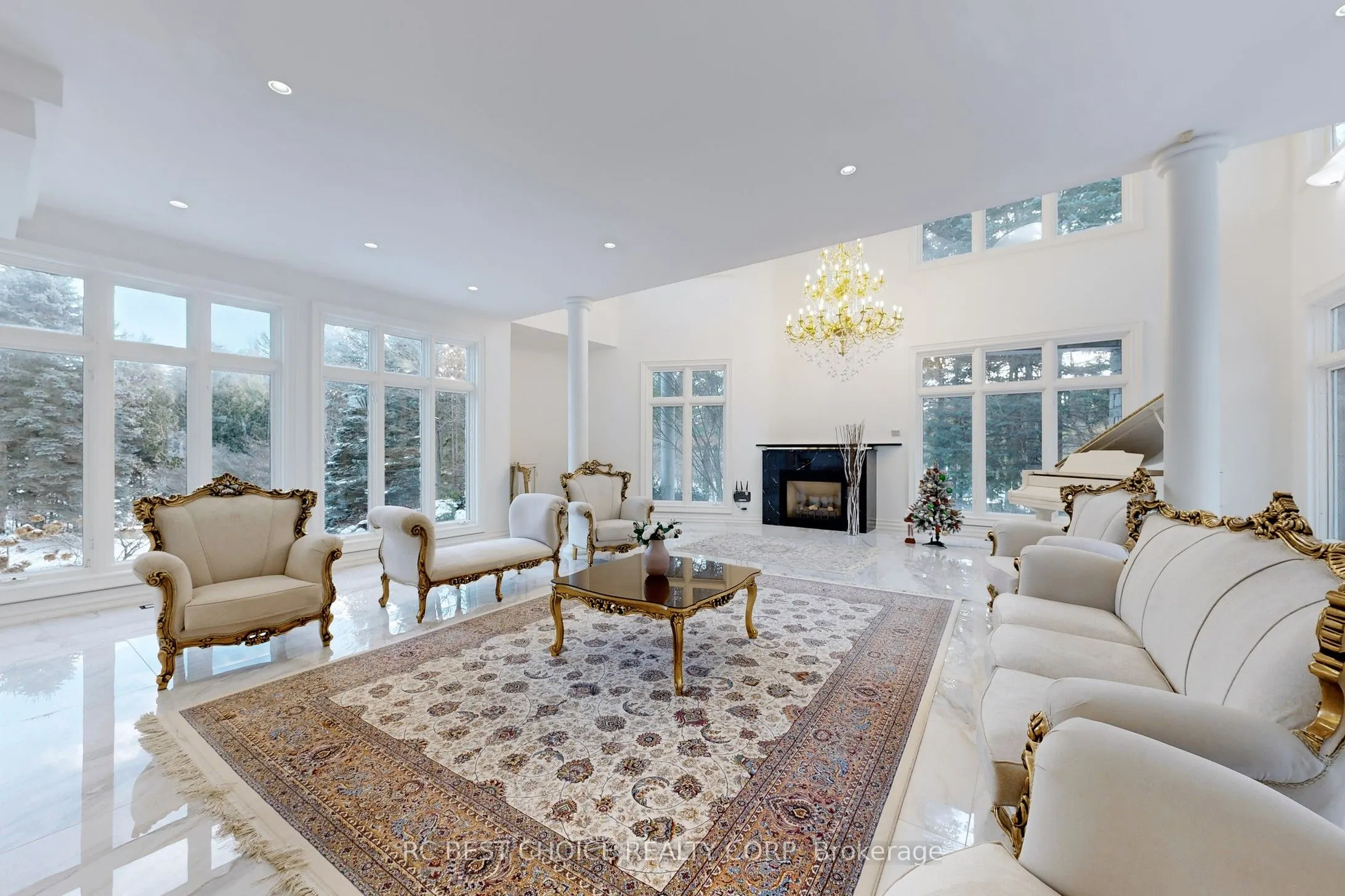 76 Silver Fox Place