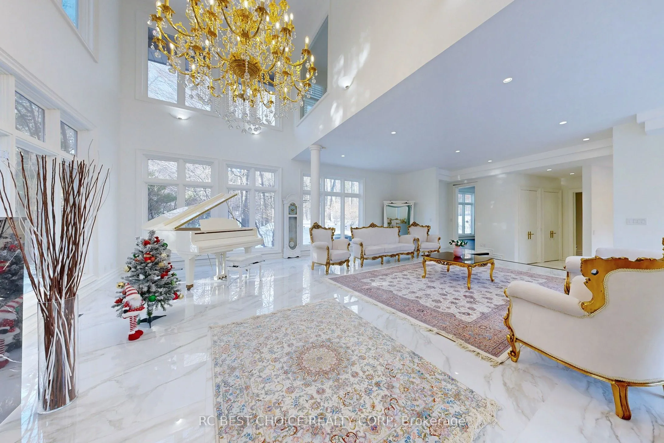 76 Silver Fox Place