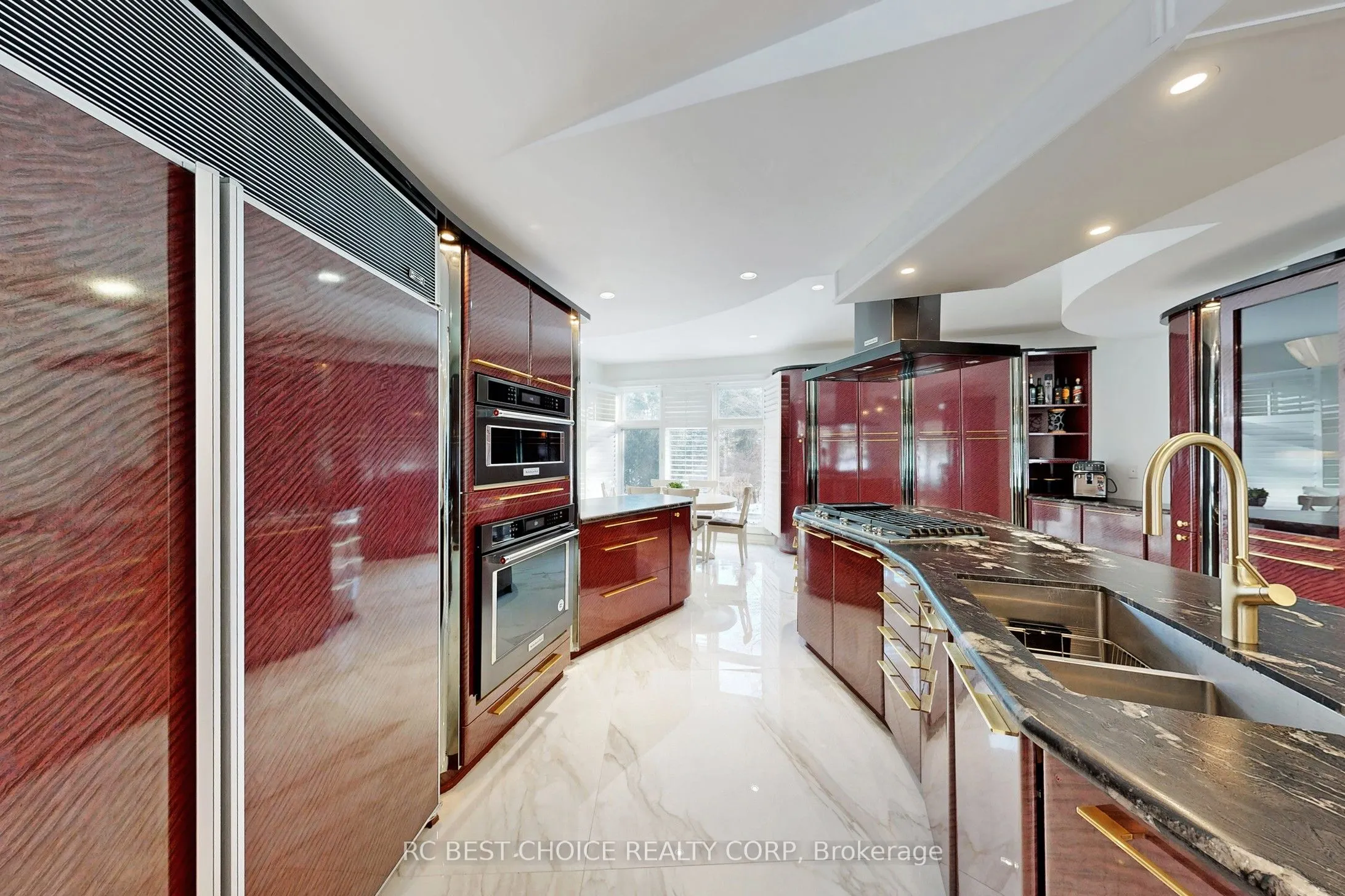 76 Silver Fox Place