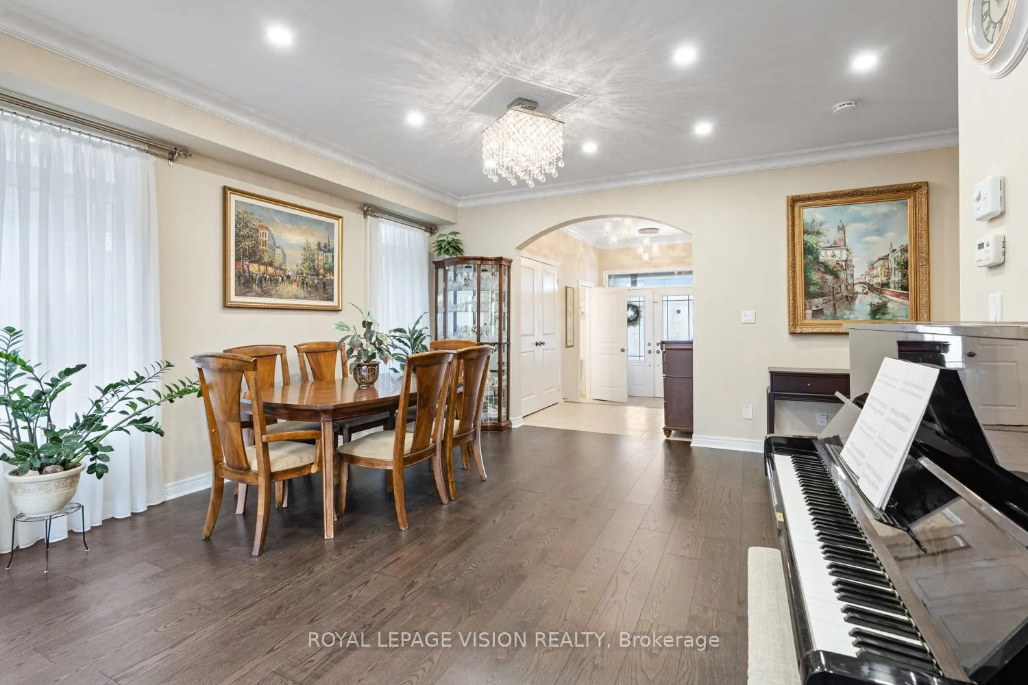 41 Treetops Boulevard