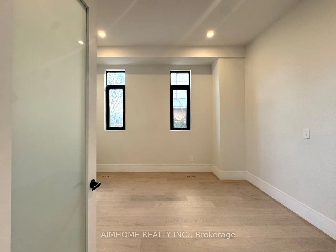21 Shadbolt Court