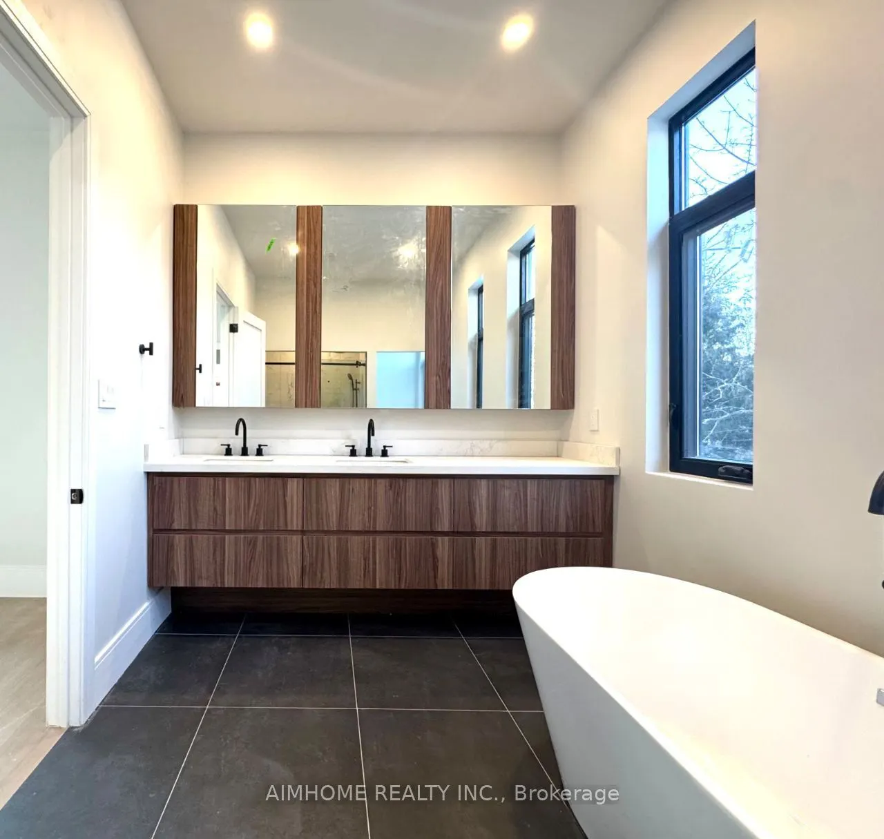 21 Shadbolt Court