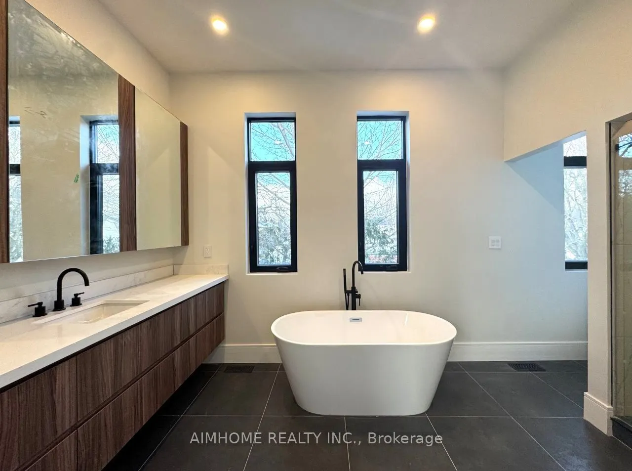 21 Shadbolt Court
