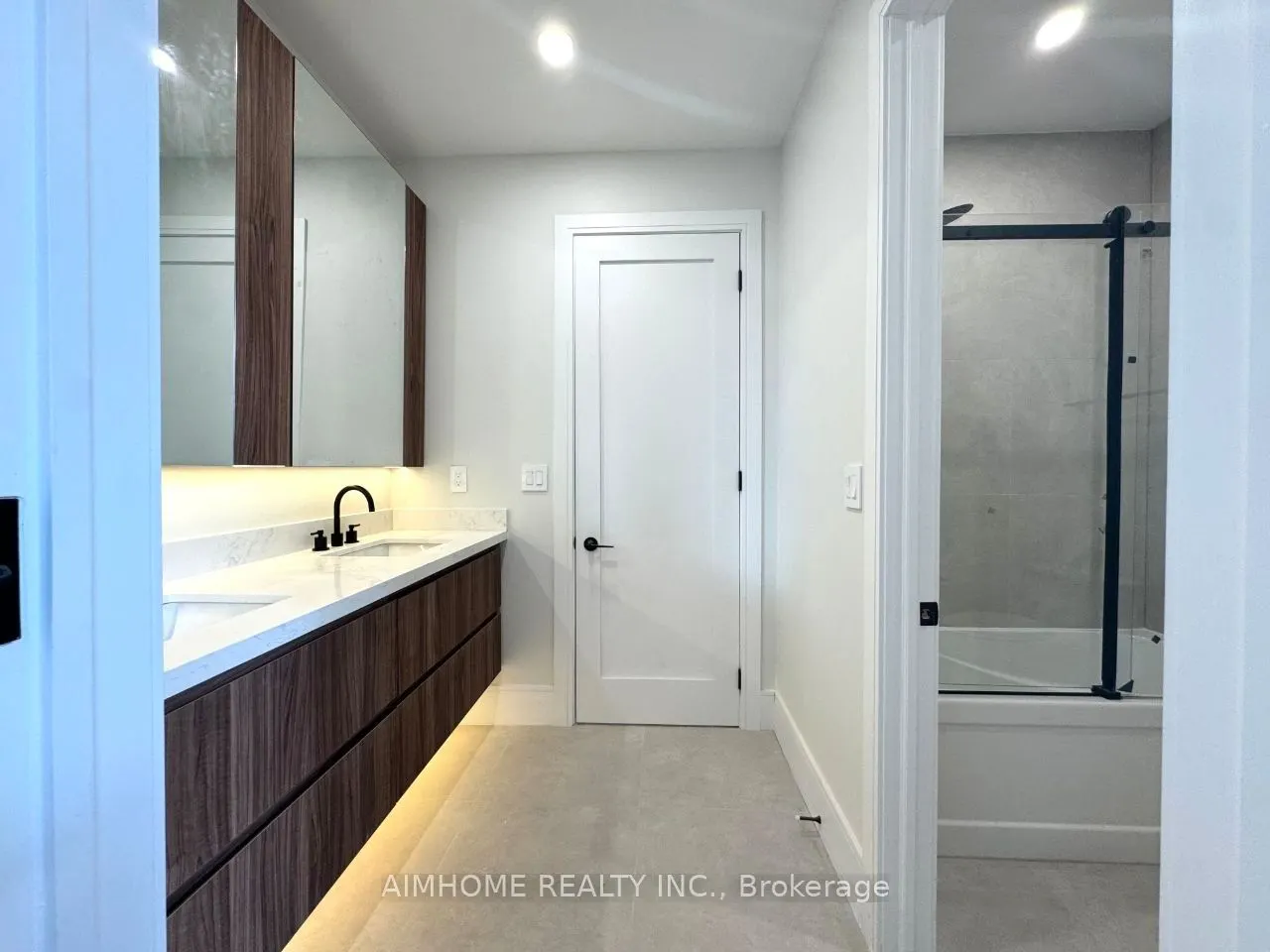 21 Shadbolt Court