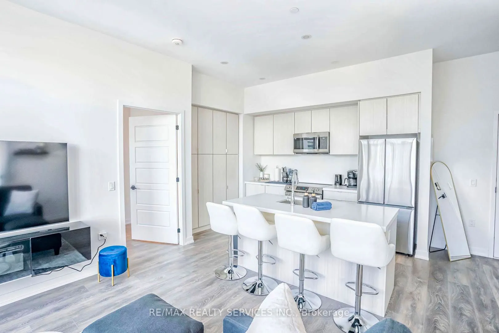 415 Sea Ray Avenue #403