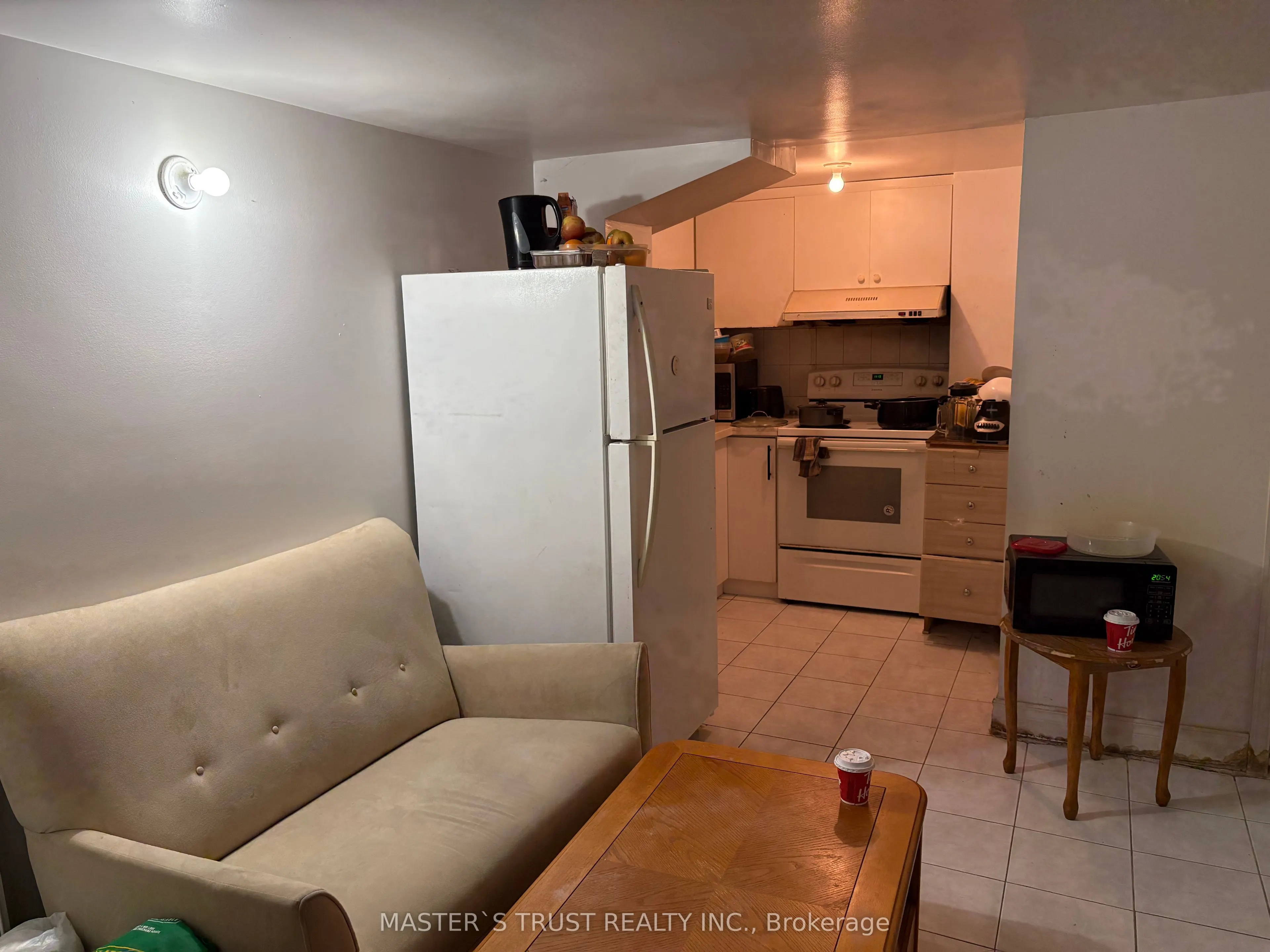 78 Whistler(Bsmt) Court