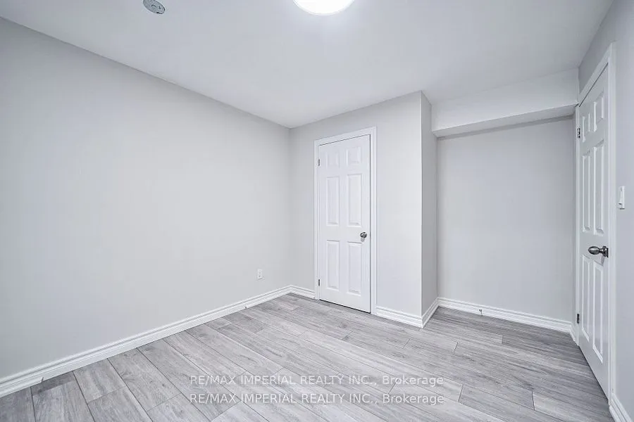 982 Wilbur Pipher Circle