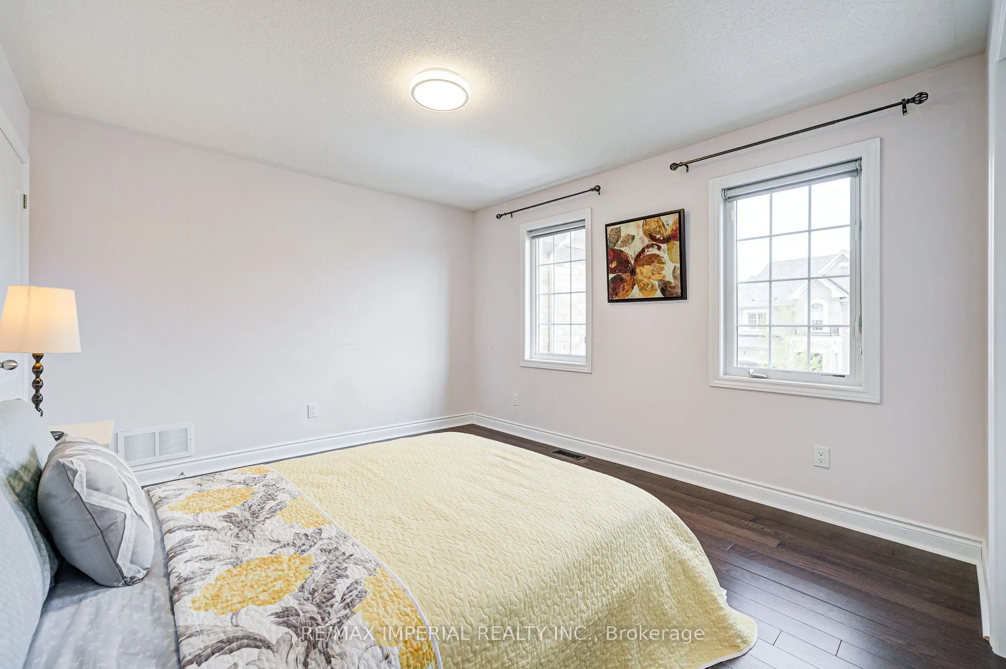 982 Wilbur Pipher Circle