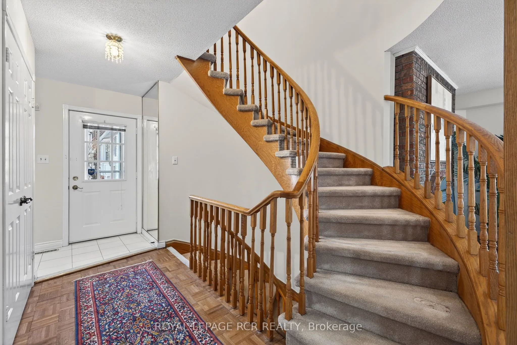 68 Confederation Way #44