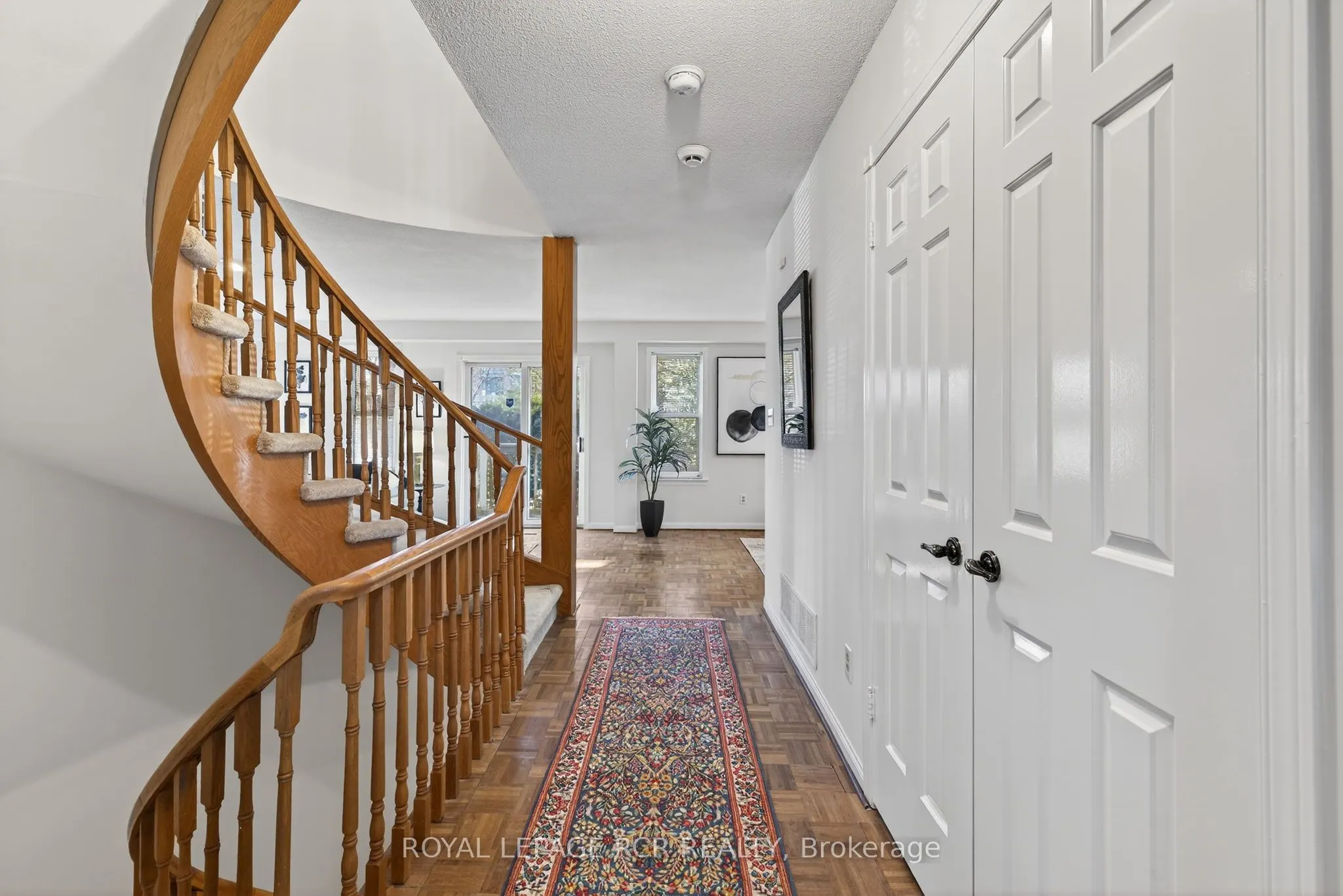 68 Confederation Way #44