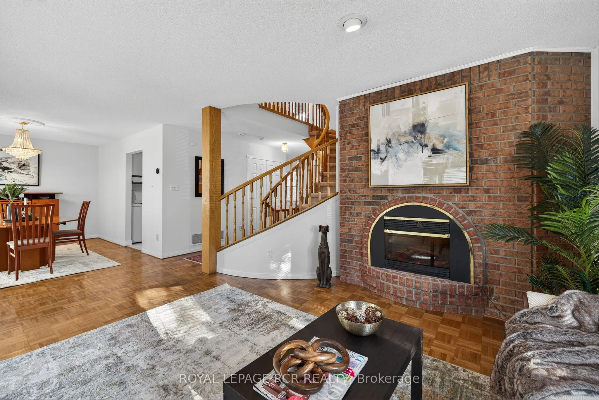 68 Confederation Way #44