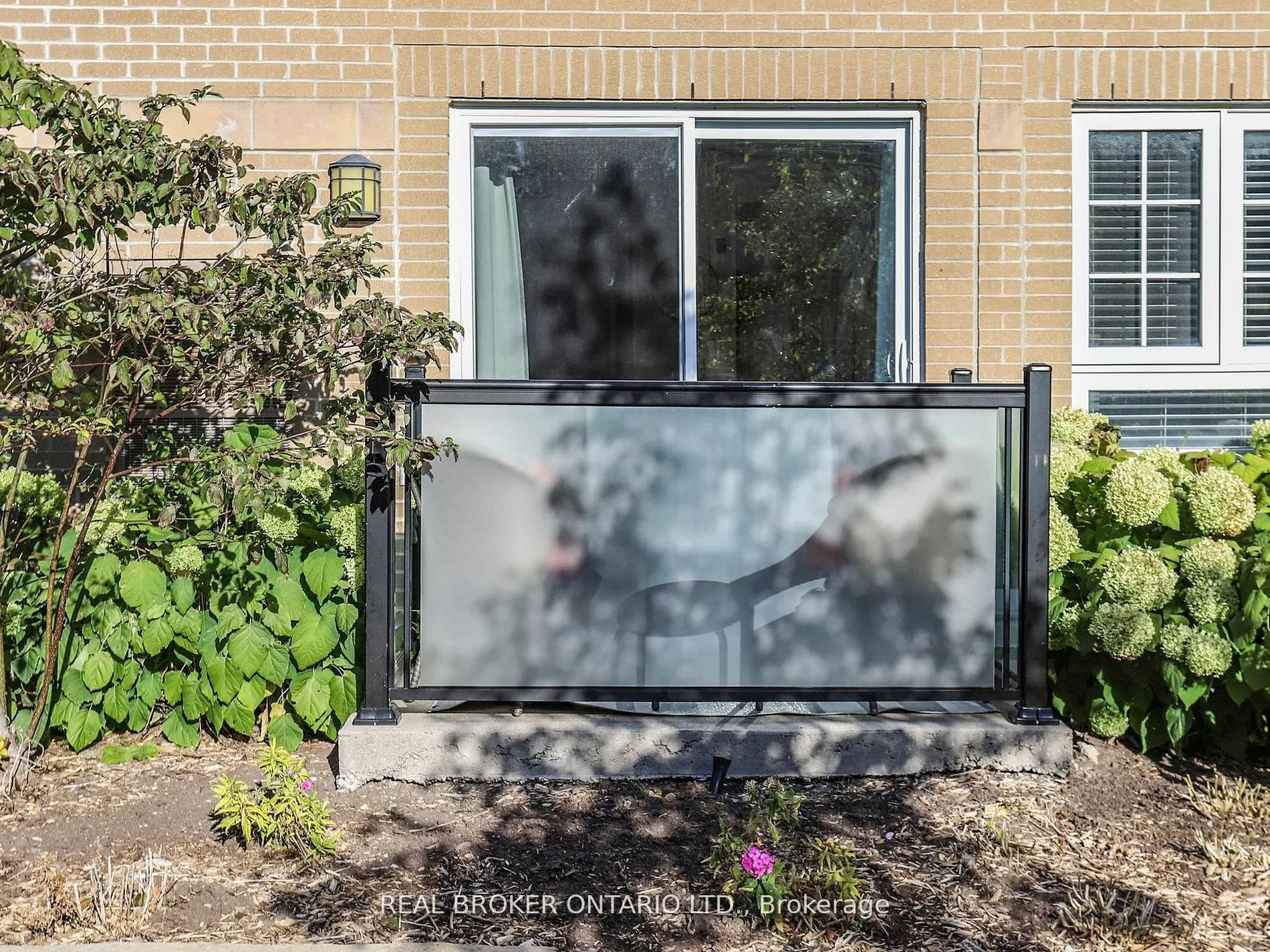 481 Rupert Avenue #122