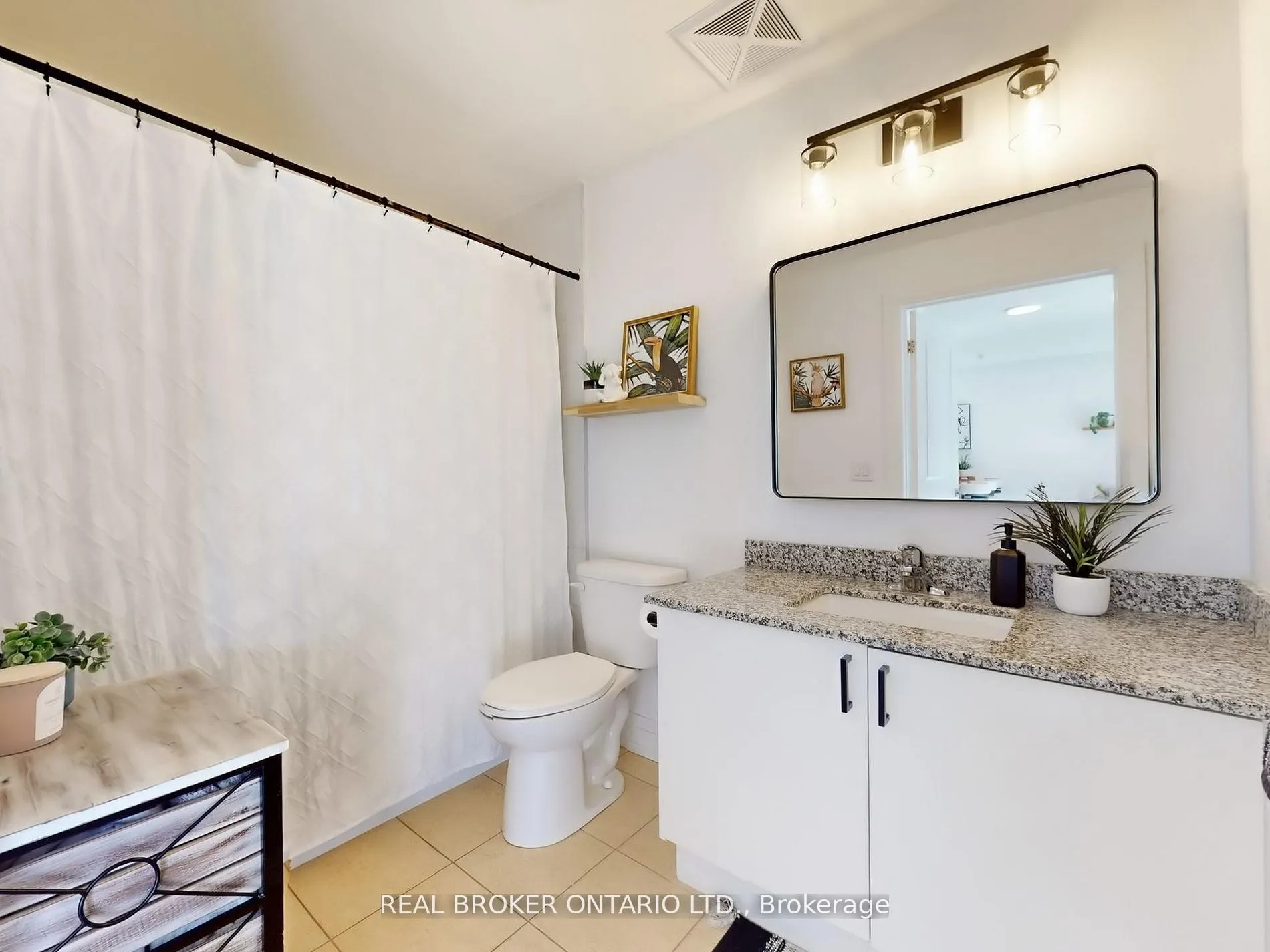 481 Rupert Avenue #122