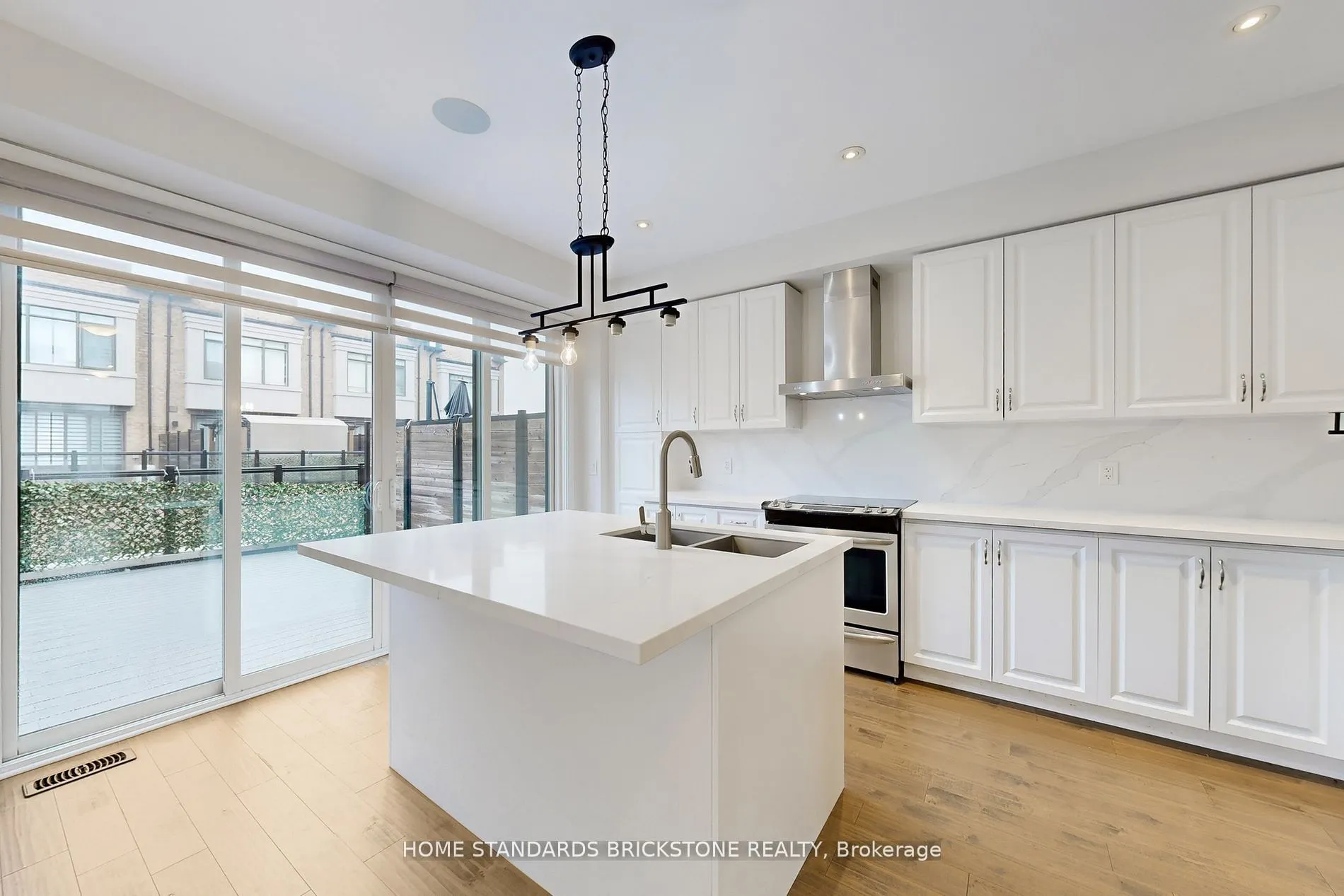 215 Salterton Circle