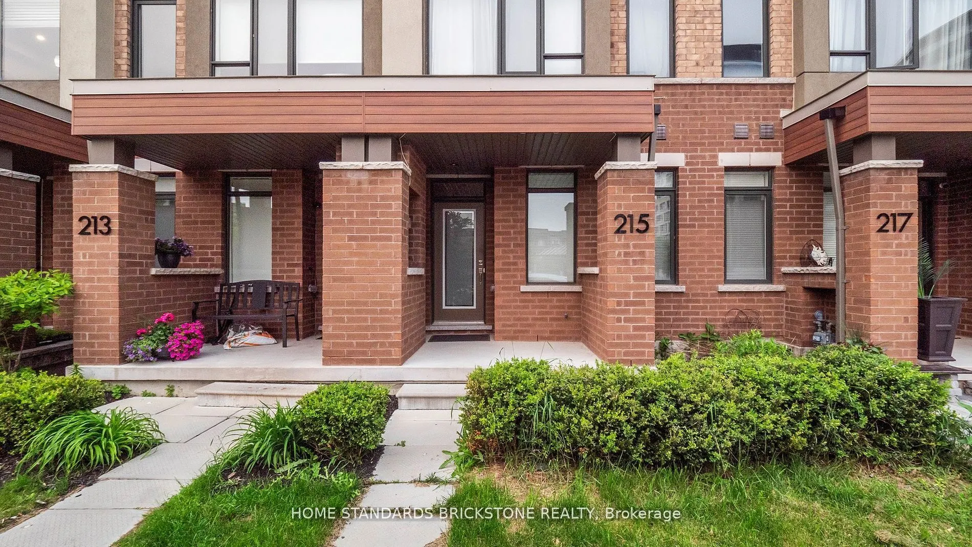 215 Salterton Circle