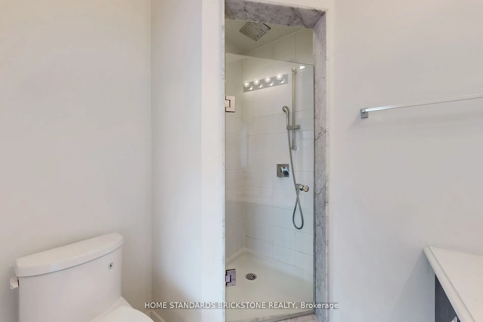 215 Salterton Circle
