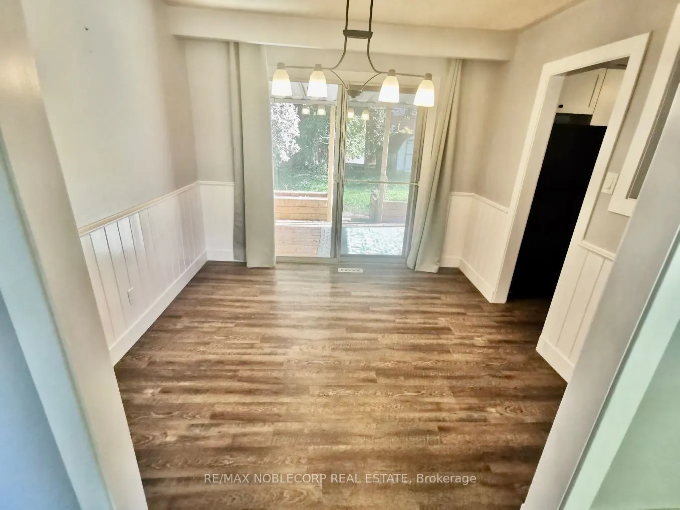 17 Larkdale Crescent