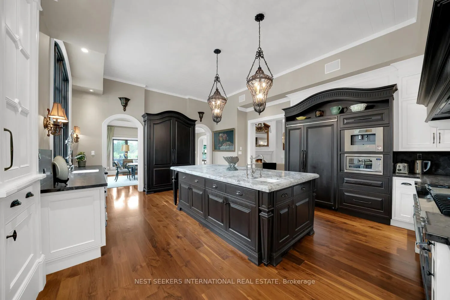111 Manitou Drive