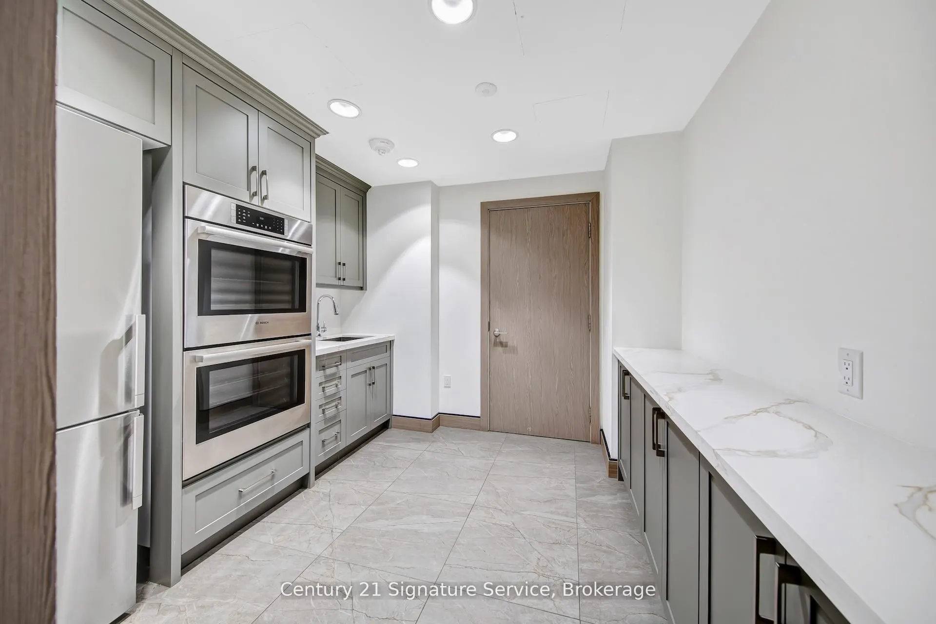 4800 Highway 7 #117